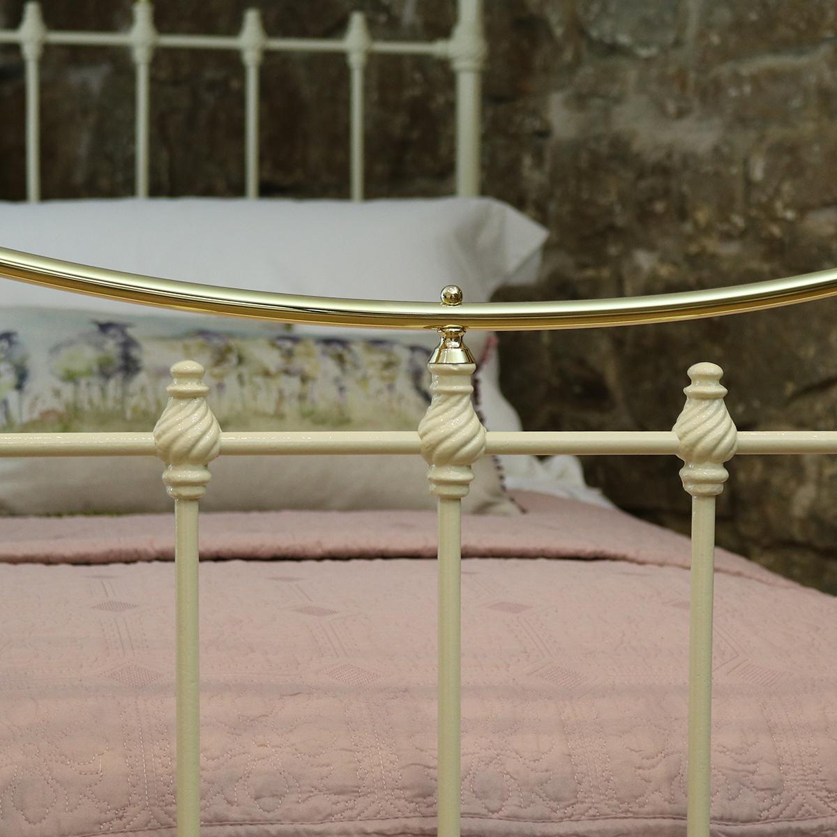 Cast Victorian Bed in Cream