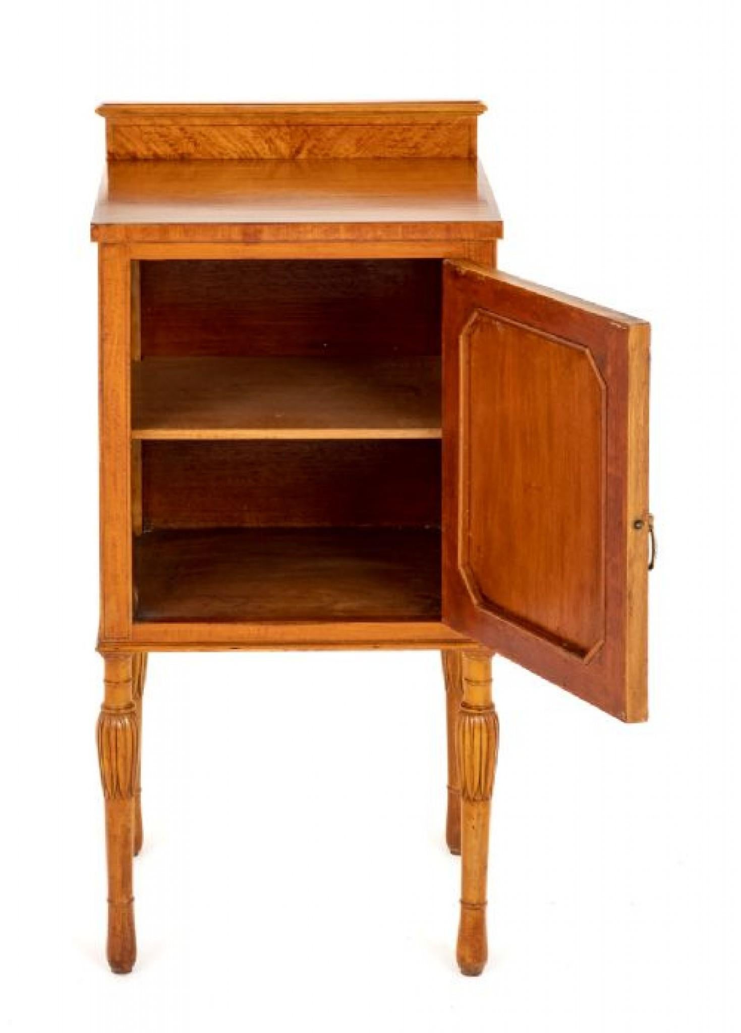 Early 20th Century Victorian Bedside Chest Satinwood Nightstand, 1900