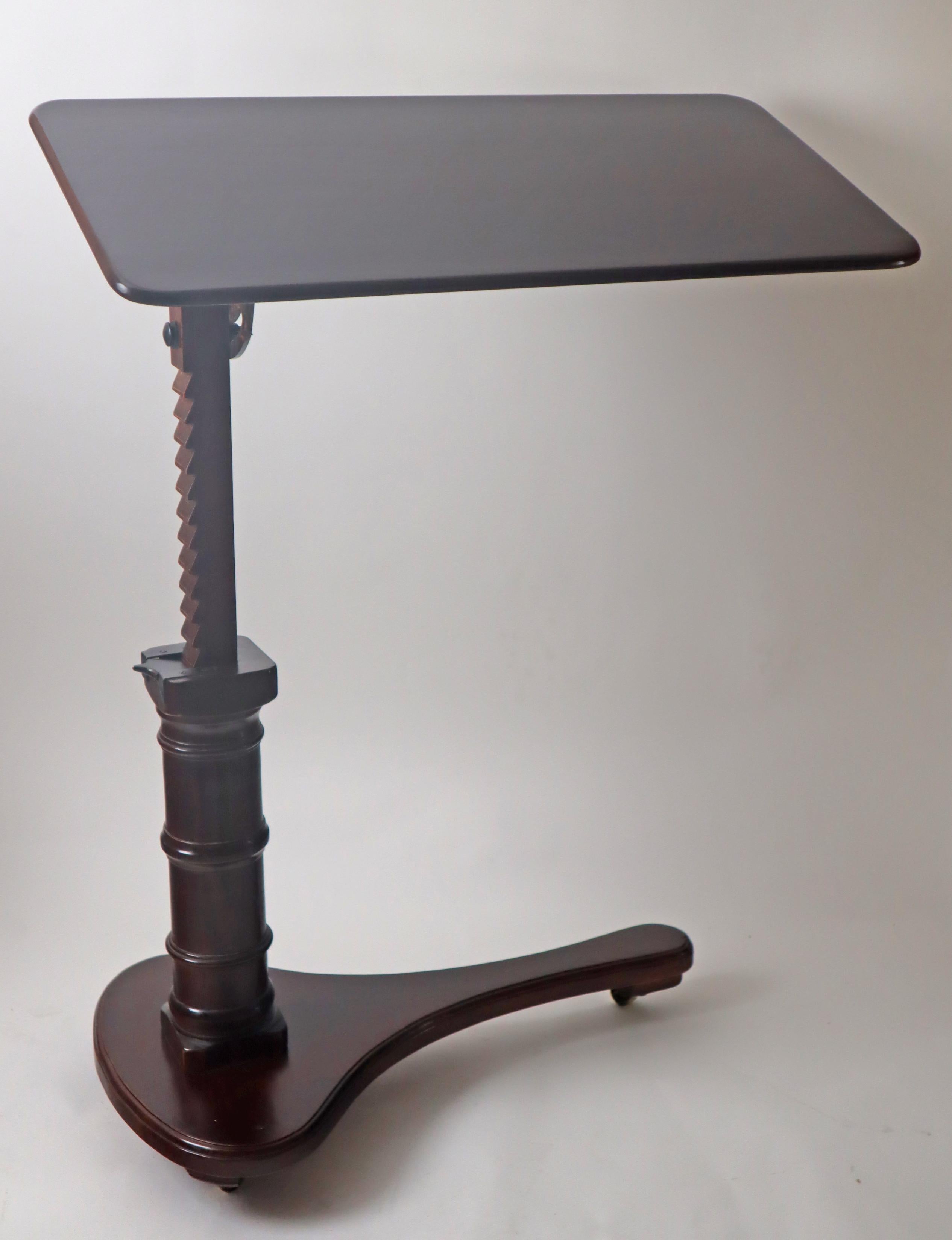 This classic Victorian bedside table was made with great craftsmanship from oak which was stained in a mahogany tone and beautiful brass fittings. The workmanship is masterful and a lot of emphasis was placed on the classic workmanship. This table