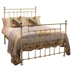 Victorian Bedstead in Cream, MD67