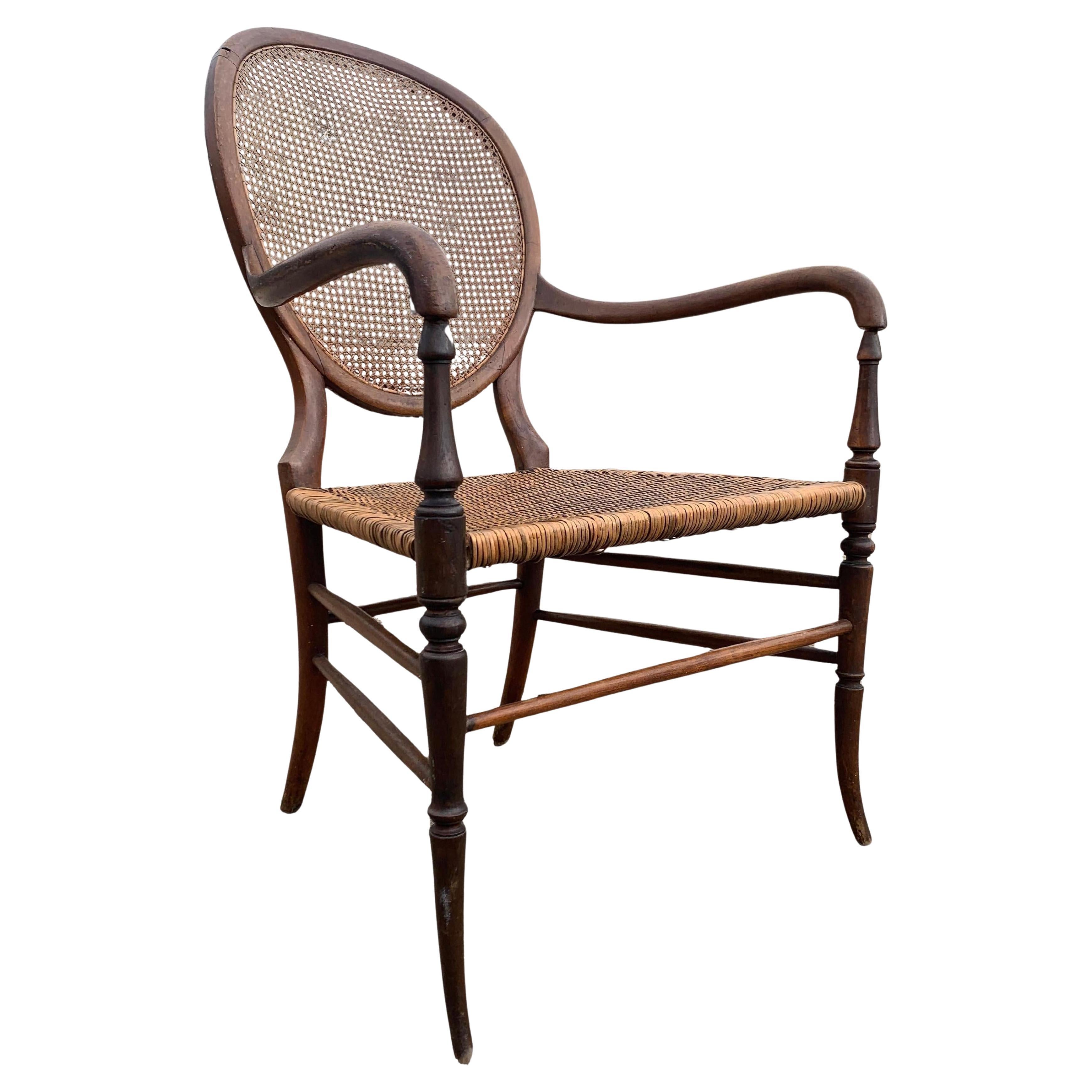 Silla de Codo Victoriana de Madera de Haya con Estructura Abierta y Asiento de Ratán en venta