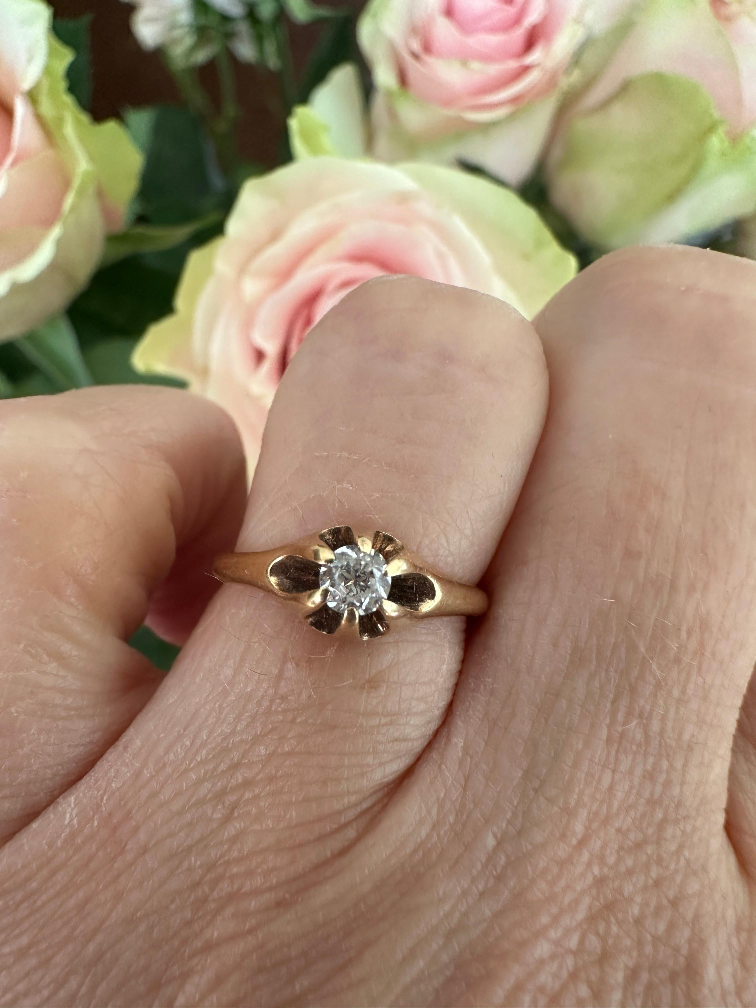 Victorian Belcher-Set Diamond Solitaire Engagement Ring  For Sale 4