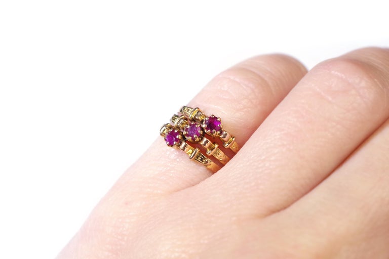 Victorian Belt Ruby Ring in Rose Gold 18 Karats Ruby Ring For Sale 1