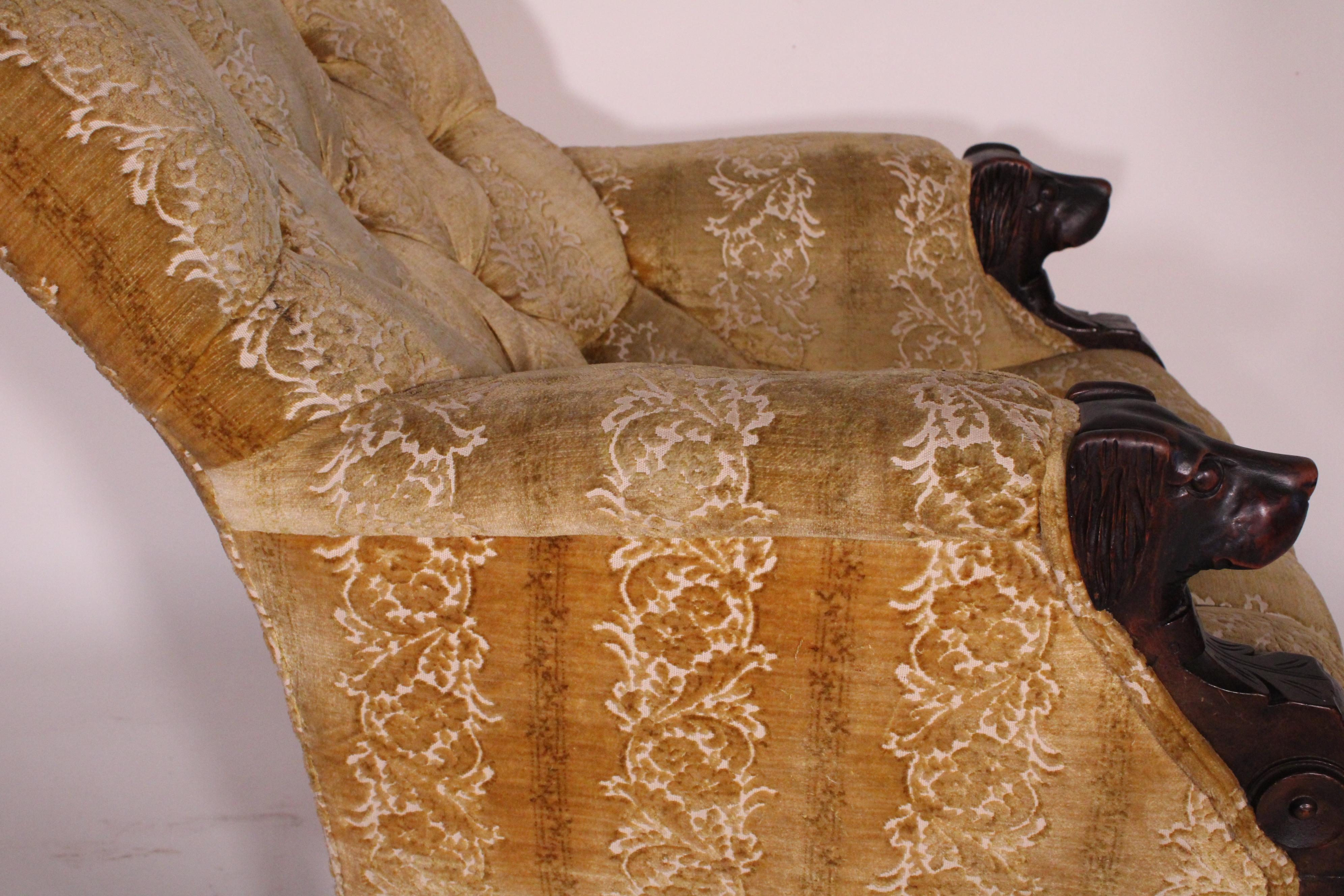 Tappezzeria Victorian Bergere with Arms Ending in Carved Hound Heads in vendita