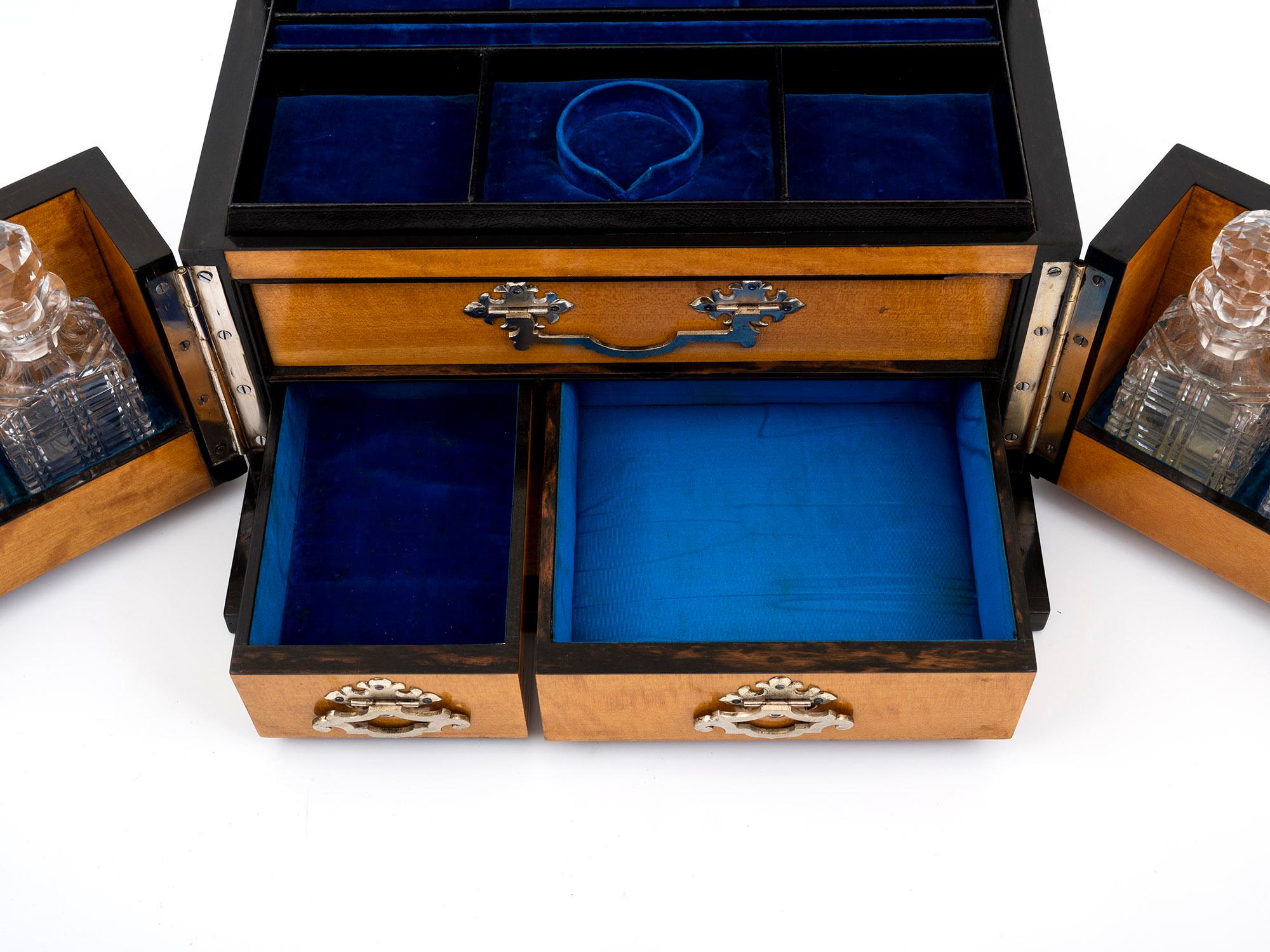 Victorian Betjemann Coromandel & Satinwood Jewellery Box 4
