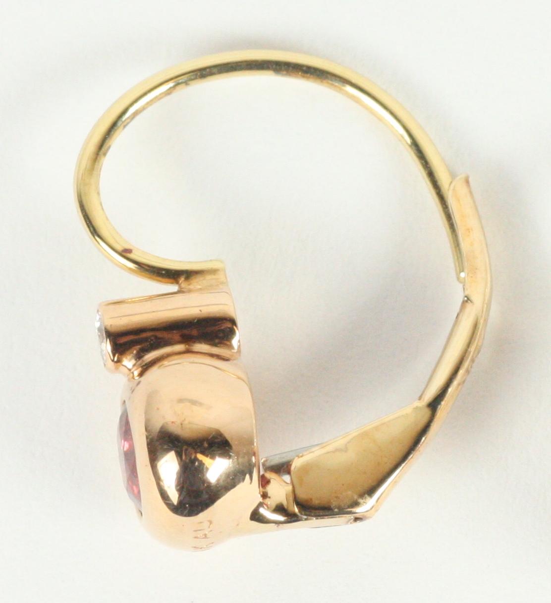 Orecchini vittoriani a castone con rubino e diamante in oro rosa 18 carati, dorso francese 14 carati in vendita 2