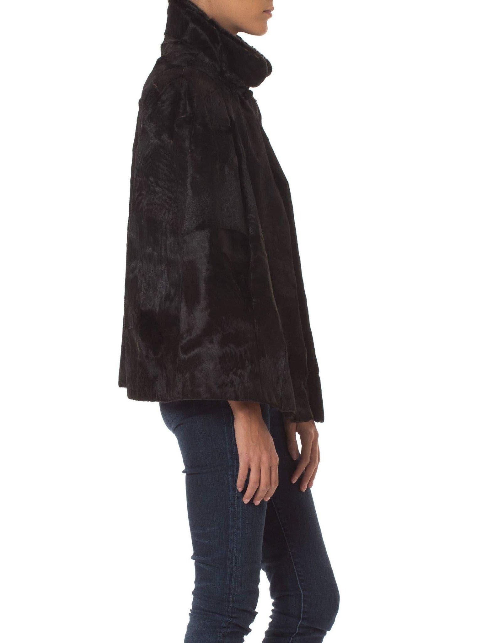 Women's or Men's Victorian Black Broad Tail  Fur Cape For Sale