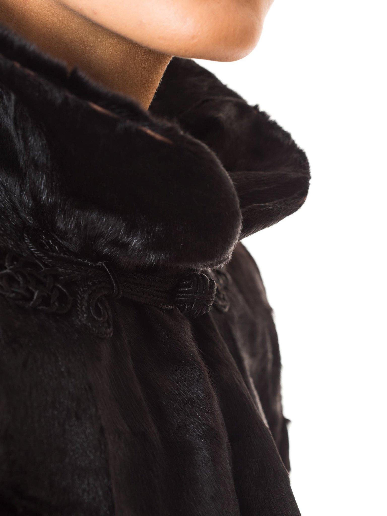Victorian Black Broad Tail  Fur Cape For Sale 6