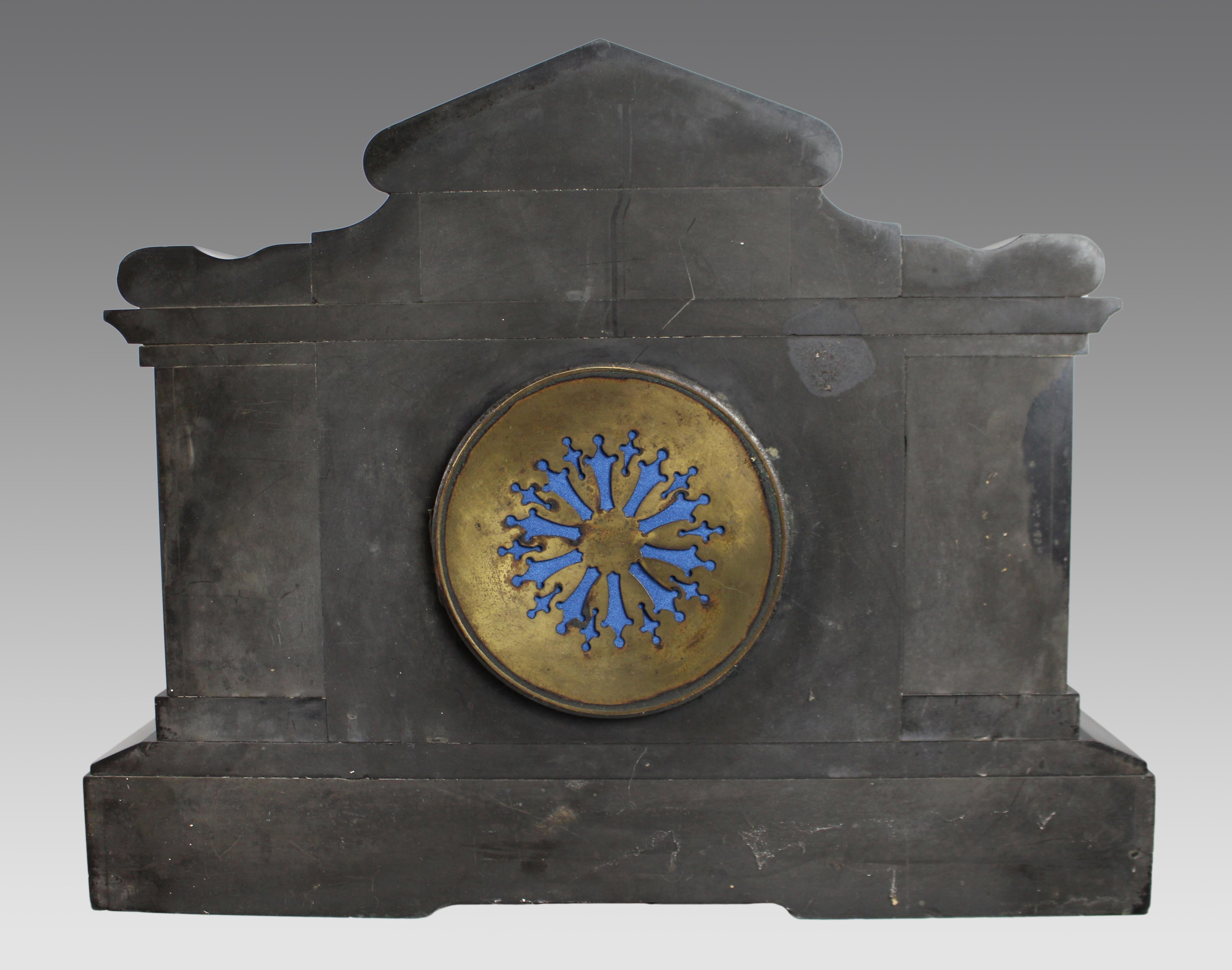 Victorian Black Marble Mantel Clock with Rouge Marble Columns c.1860 For Sale 2
