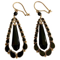 Victorian Black Onyx Dangle 14 Karat Yellow Gold Earrings