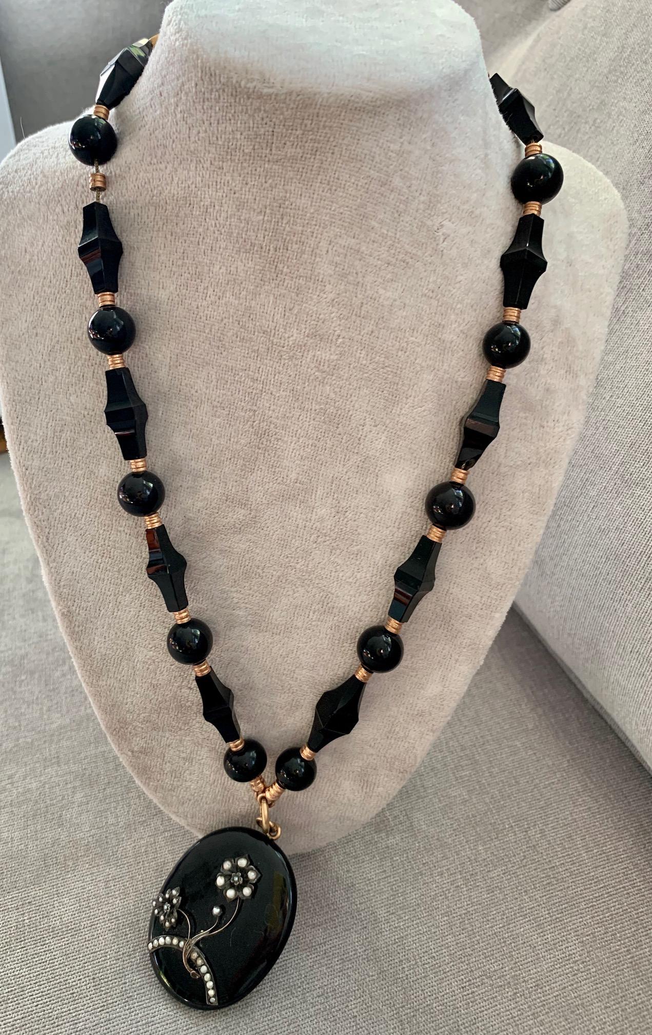 Mixed Cut Victorian Black Onyx Seed Pearl Mourning 14 Kart Yellow Gold Locket and Necklace