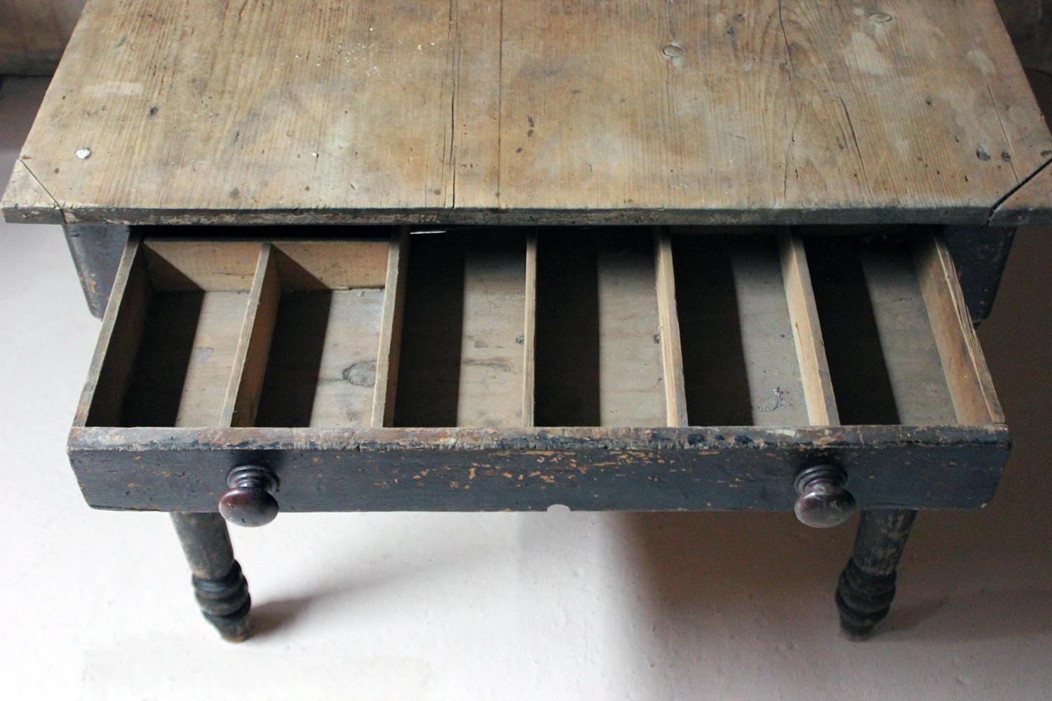 Hand-Painted Victorian Black Painted Pine Farmhouse Kitchen Table, circa 1870