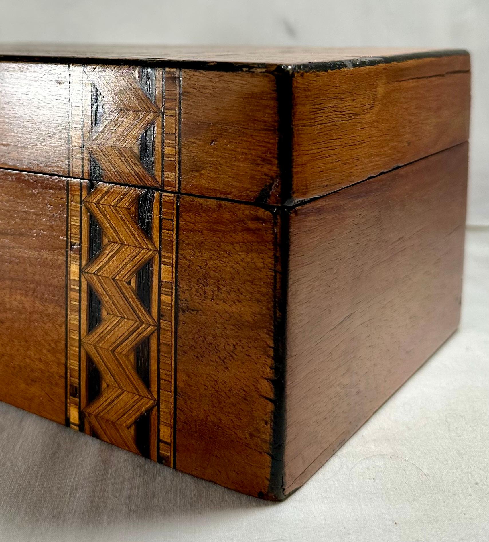 Caja de té victoriana de nogal negro Tunbridge Ware, circa 1880. en Bueno estado para la venta en Vero Beach, FL