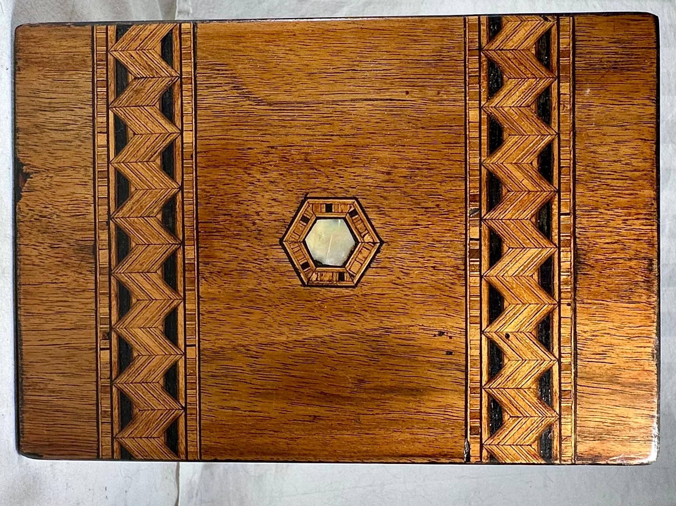 Caja de té victoriana de nogal negro Tunbridge Ware, circa 1880. siglo XIX en venta