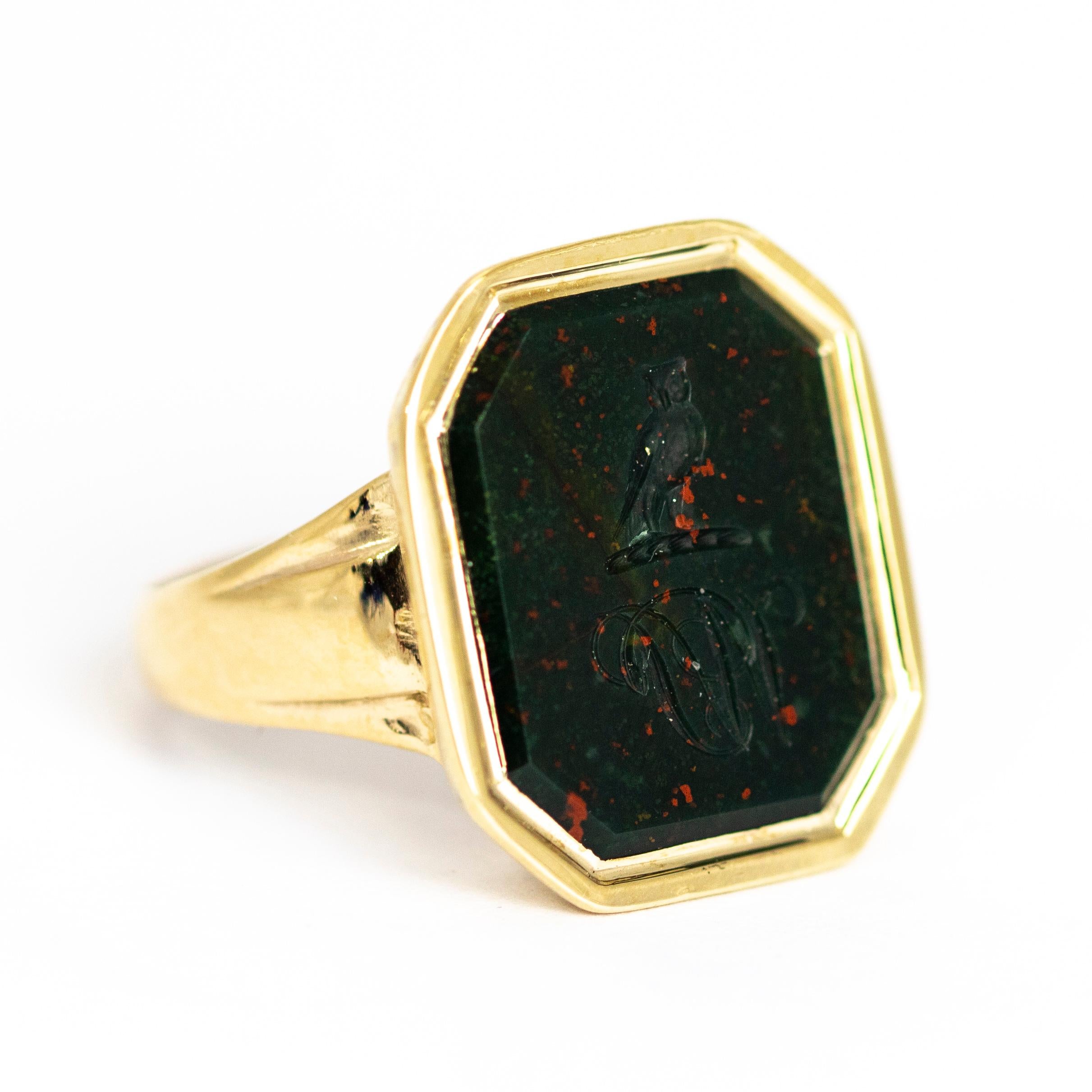 Victorian Bloodstone and 9 Carat Gold Owl Signet Ring 2