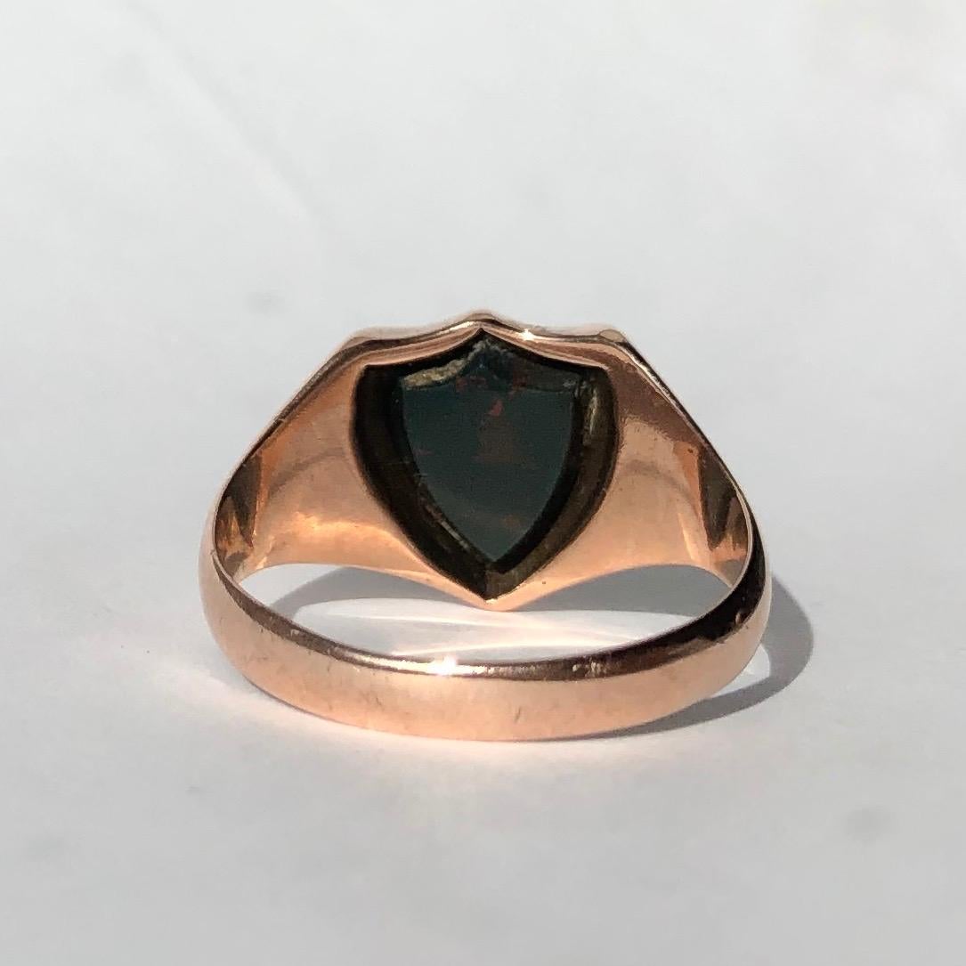 Victorian Bloodstone and 9 Carat Rose Gold Signet Ring In Good Condition In Chipping Campden, GB