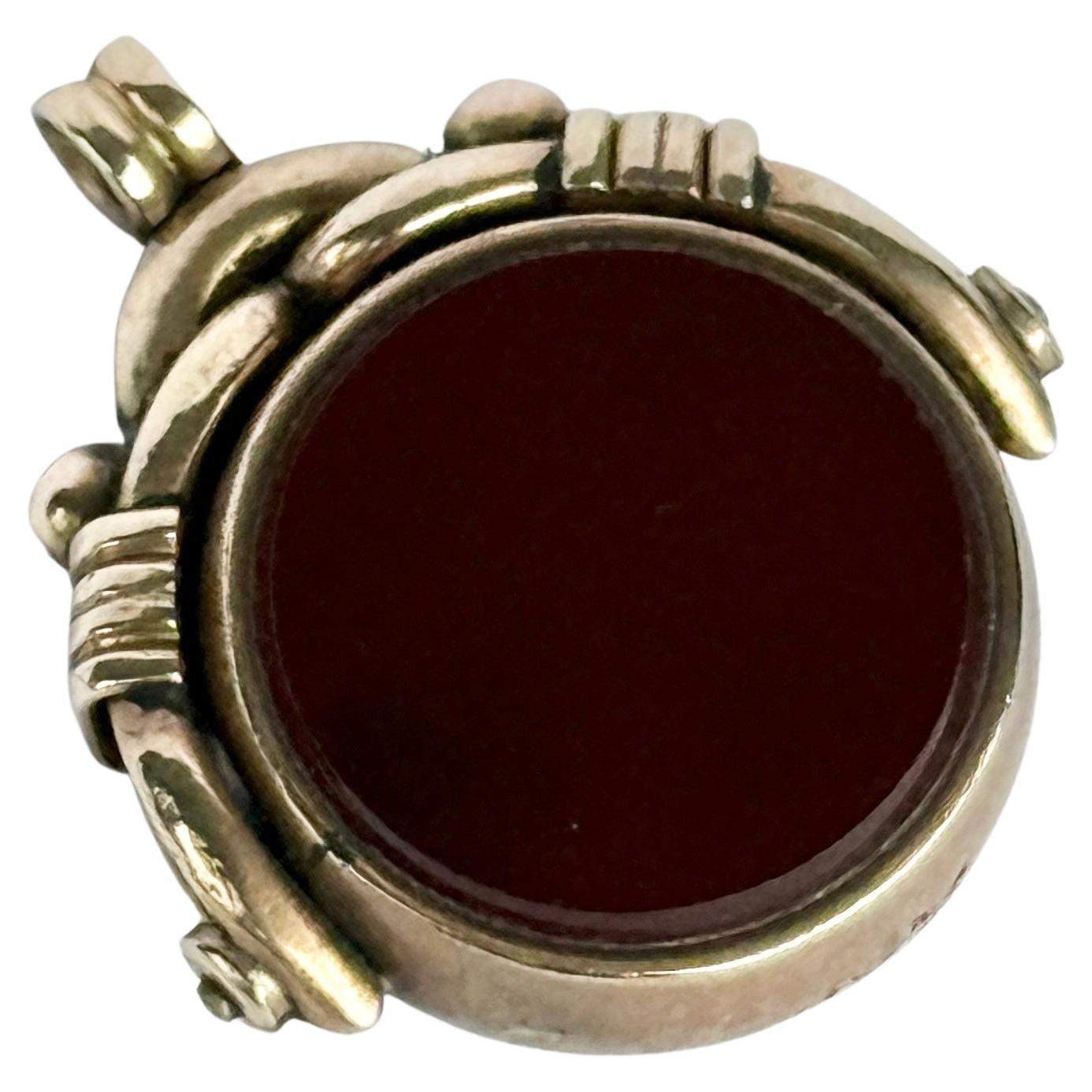 Victorian Bloodstone and Carnelian 9 Carat Gold Spinning Fob For Sale