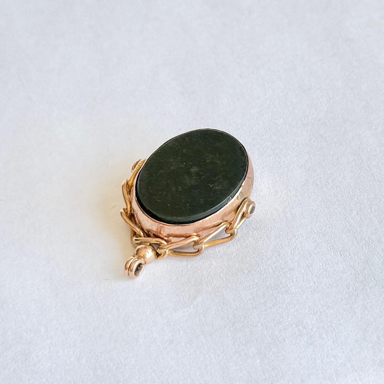 Cabochon Portafortuna vittoriano in pietra sanguigna e corniola in oro rosa 9 carati in vendita