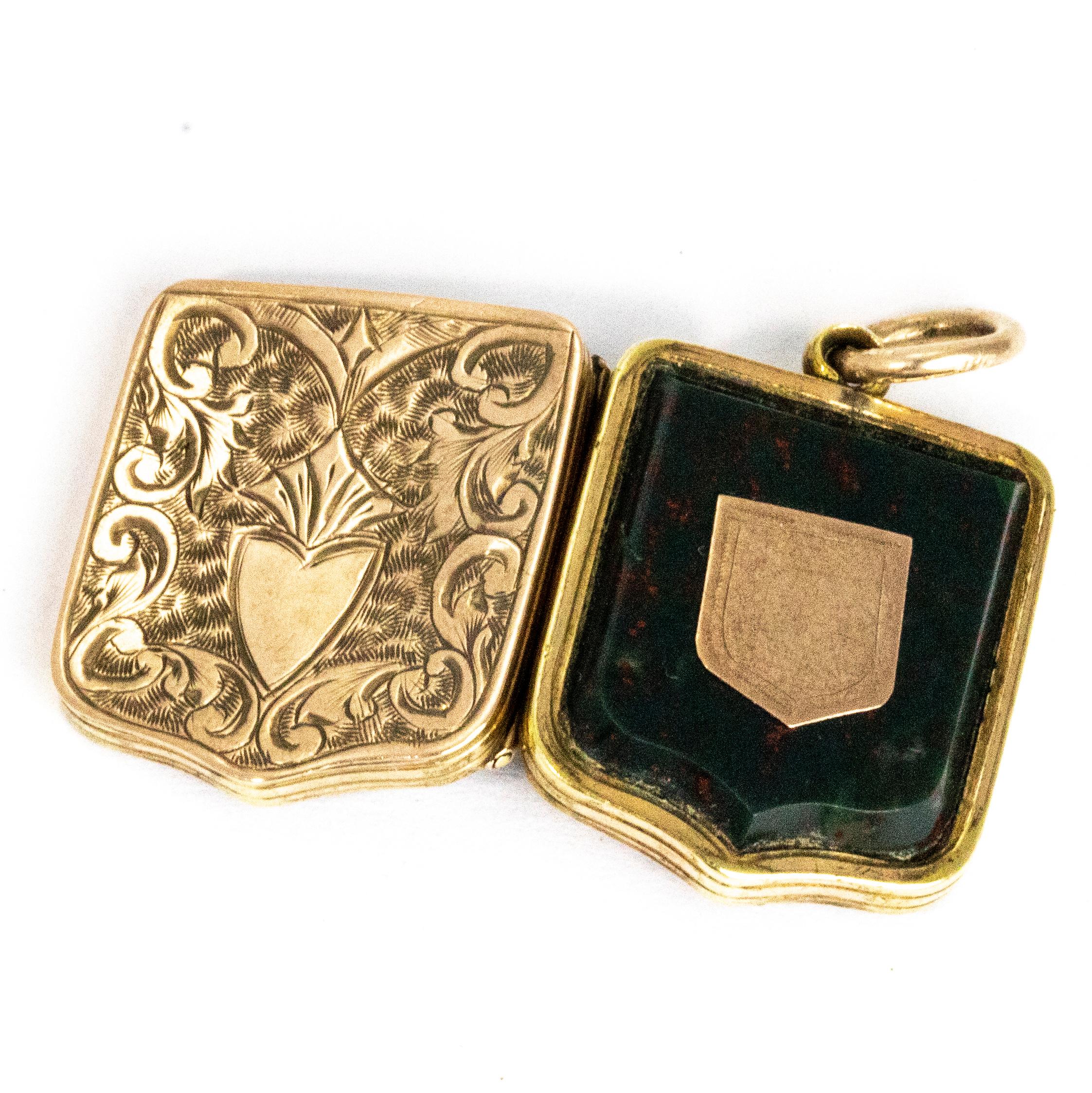 Victorian Bloodstone and Gold Shield Locket 3