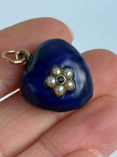 Viktorianischer Anhänger mit blauer Emaille, Rubin und Perle aus 9 Karat Gold