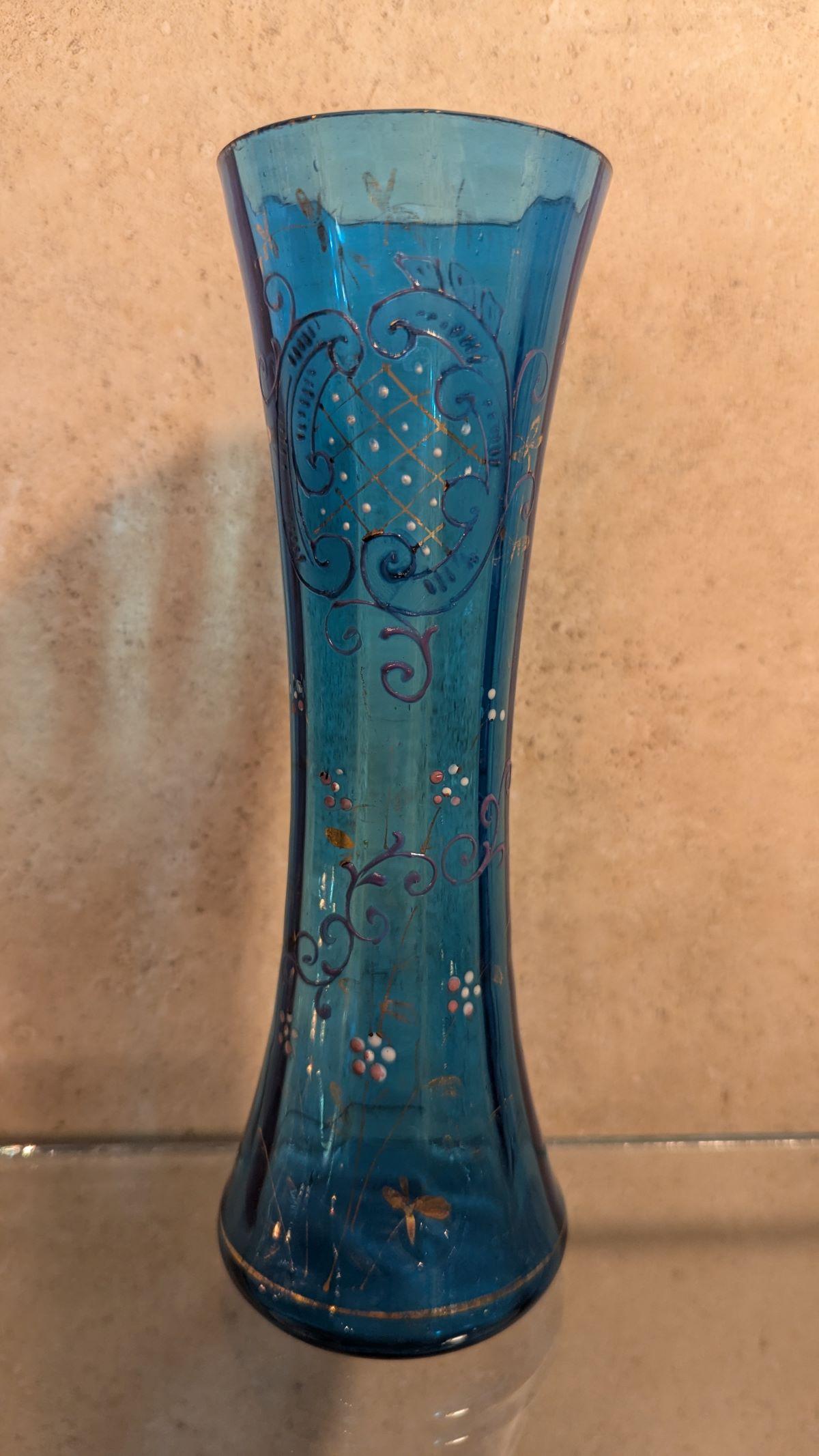 Vittoriano Vaso a bocciolo in vetro blu vittoriano in vendita