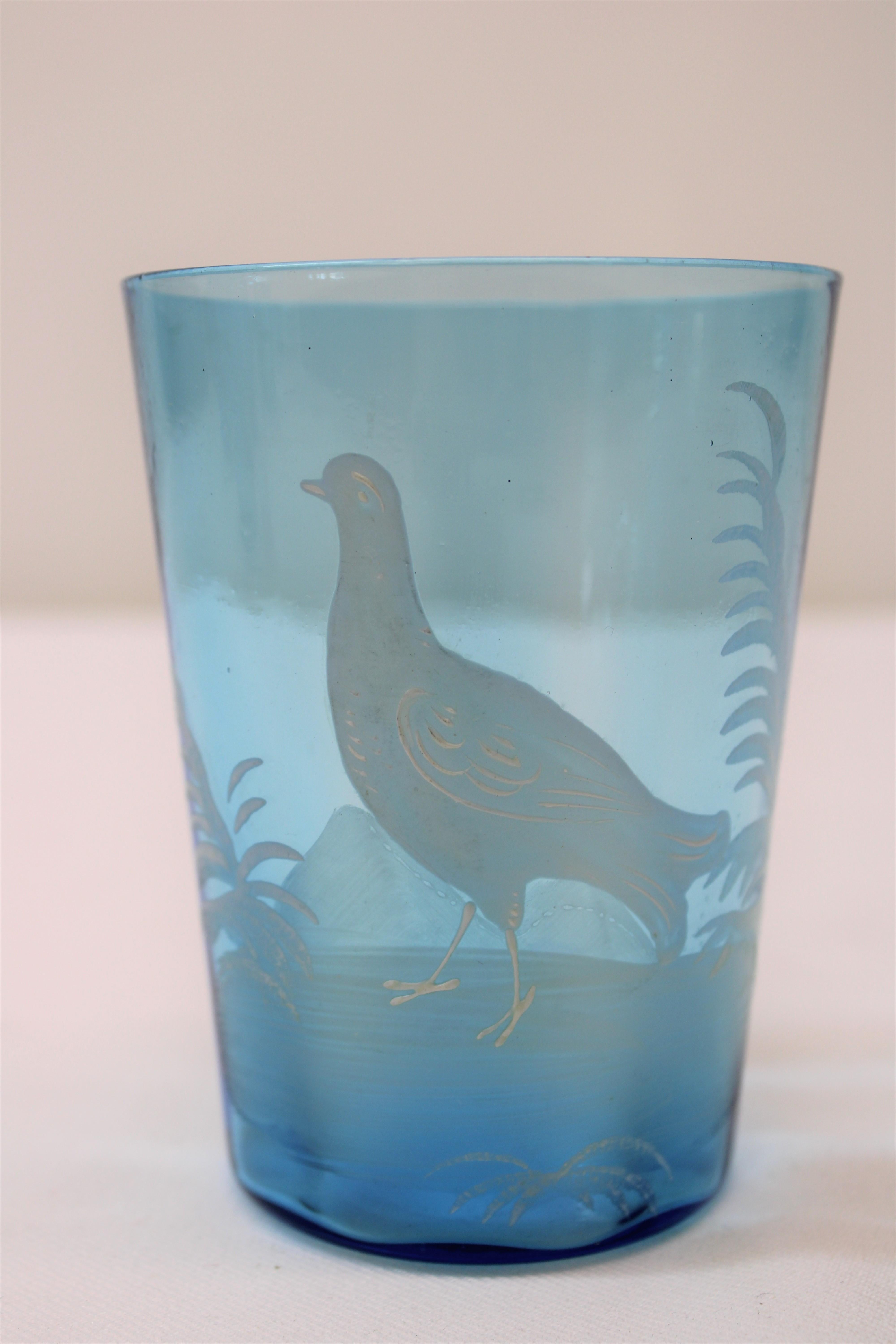 Pichet en verre bleu victorien avec 5 gobelets en vente 5