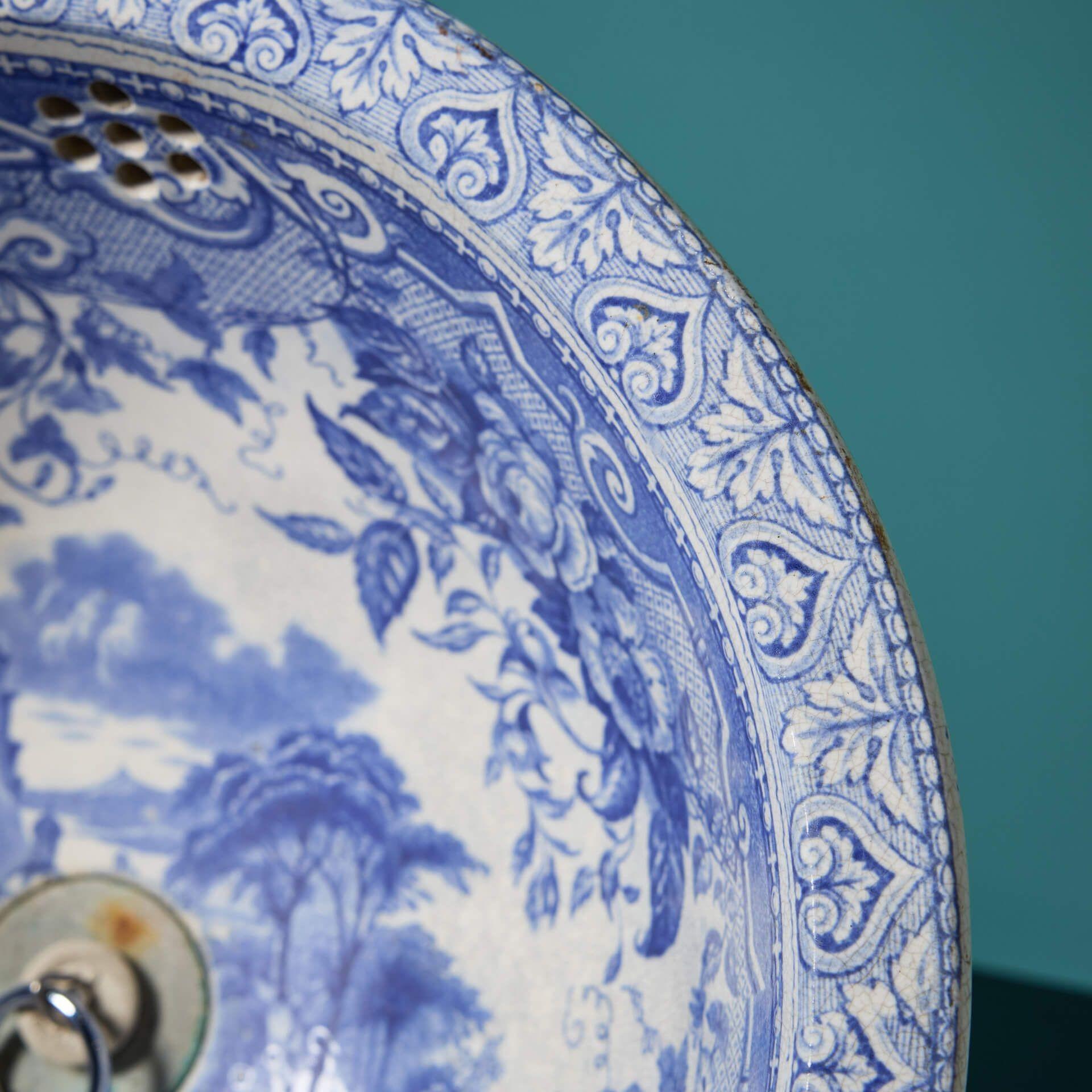 Victorian Blue & White Transfer Print Porcelain Bowl Sink In Fair Condition For Sale In Wormelow, Herefordshire