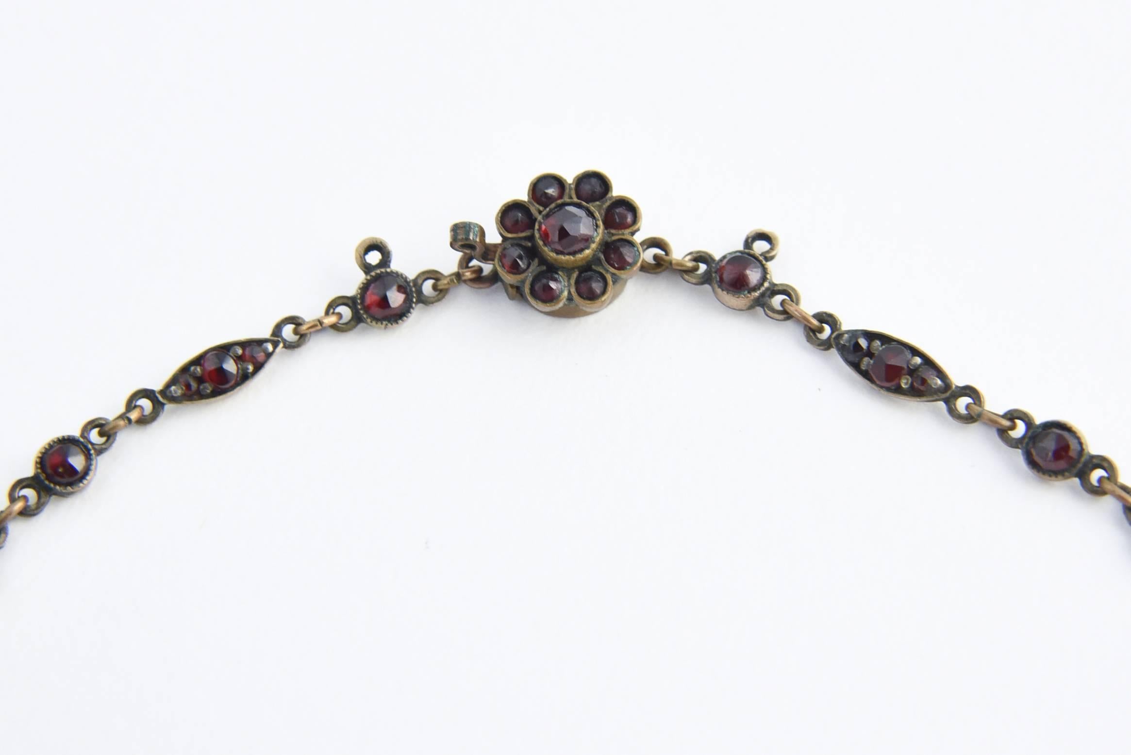 Victorian Bohemian Garnet Drop Necklace In Excellent Condition In Miami Beach, FL