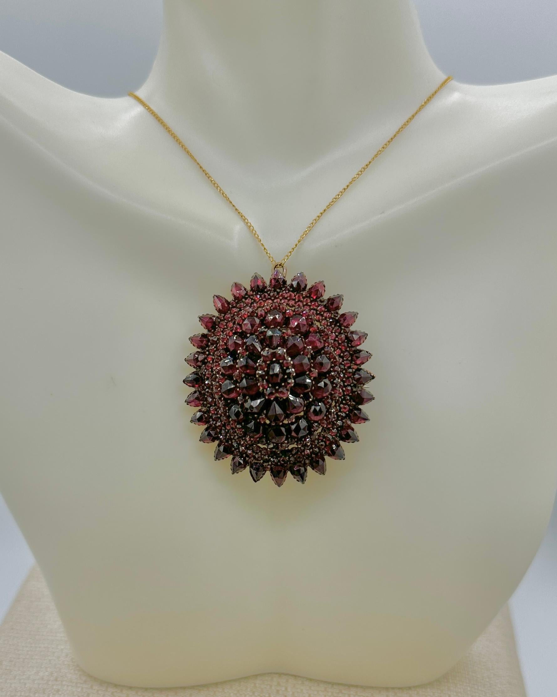 Victorian Bohemian Garnet Locket Pendant Necklace and Brooch Belle Epoque In Excellent Condition For Sale In New York, NY