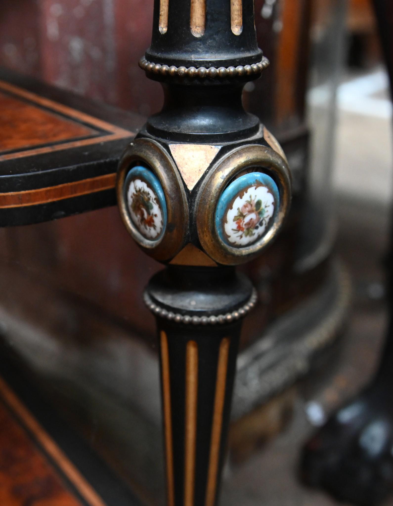 Mesa de escritorio victoriana Bonheur De Jour Amboyna Placas 1860 en Bueno estado para la venta en Potters Bar, GB