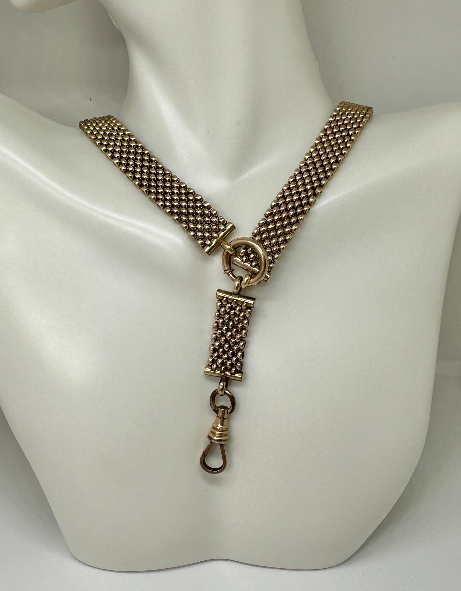THIS IS A SUPERB ANTIQUE VICTORIAN BOOK BELCHER CHAIN NECKLACE IN A BRAIDED MESH DESIGN WITH TWO FABULOUS BALES INCLUDING A LARGE DOG CLIP BALE AND A LARGE CIRCLE CLIP BALE.  THE NECKLACE IS GOLD FILLED AND DATES TO C1860-1890.  THE NECKLACE IS