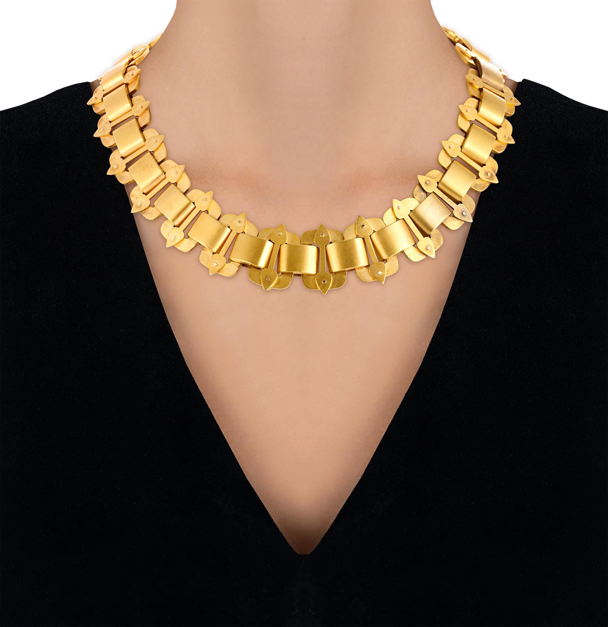 Collar victoriano con cadena de libro Victoriano en venta