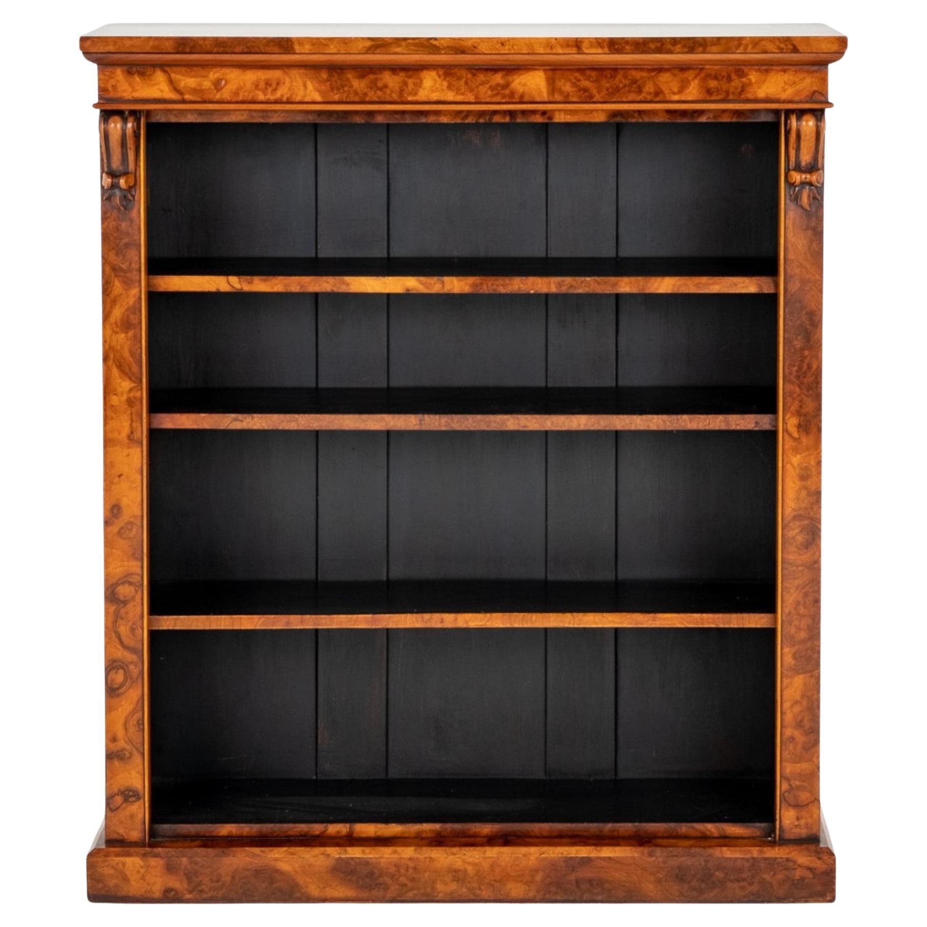 Antikes Bücherregal aus Nussbaumholz mit Glasfront, Schottland 1840