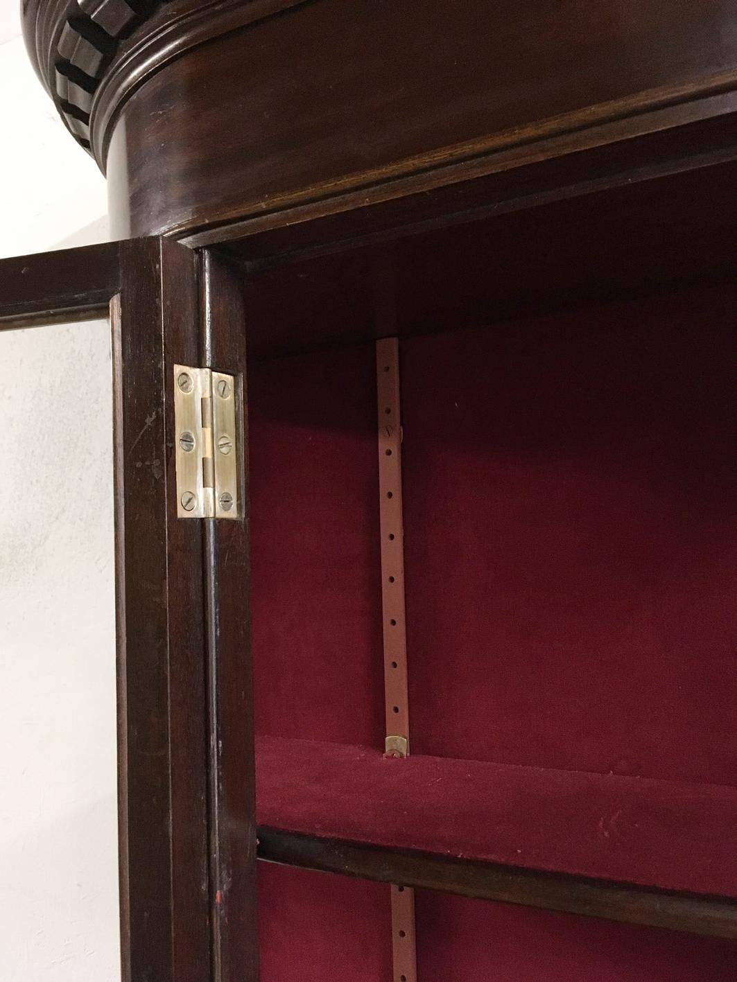 Victorian Bow Fronted Mahogany Shop Display Cabinet 6