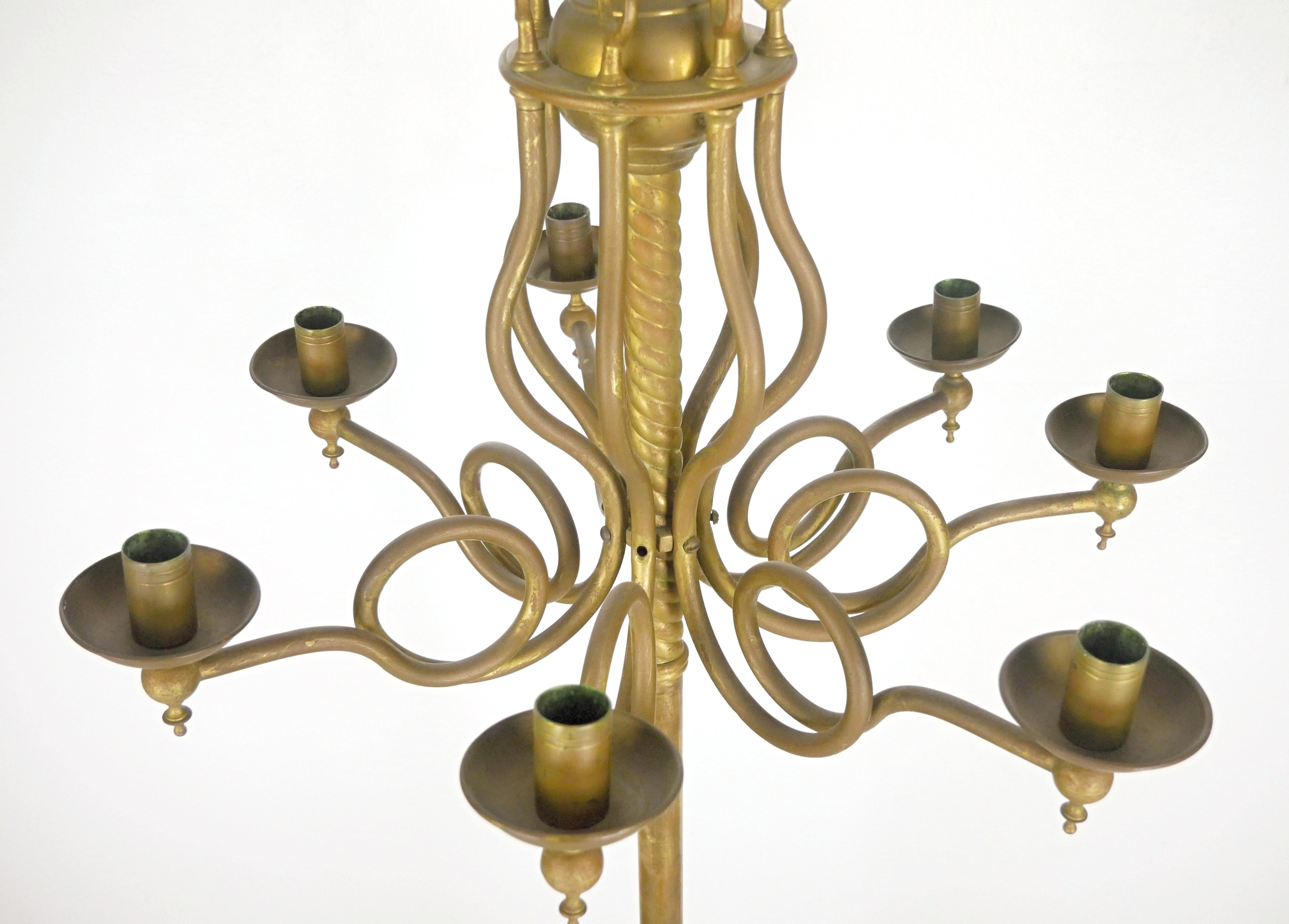Candelabro da terra a 7 bracci in ottone vittoriano in vendita 5