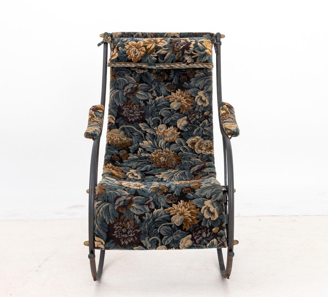 Chaise à bascule victorienne en laiton et en fonte Bon état - En vente à Astoria, NY