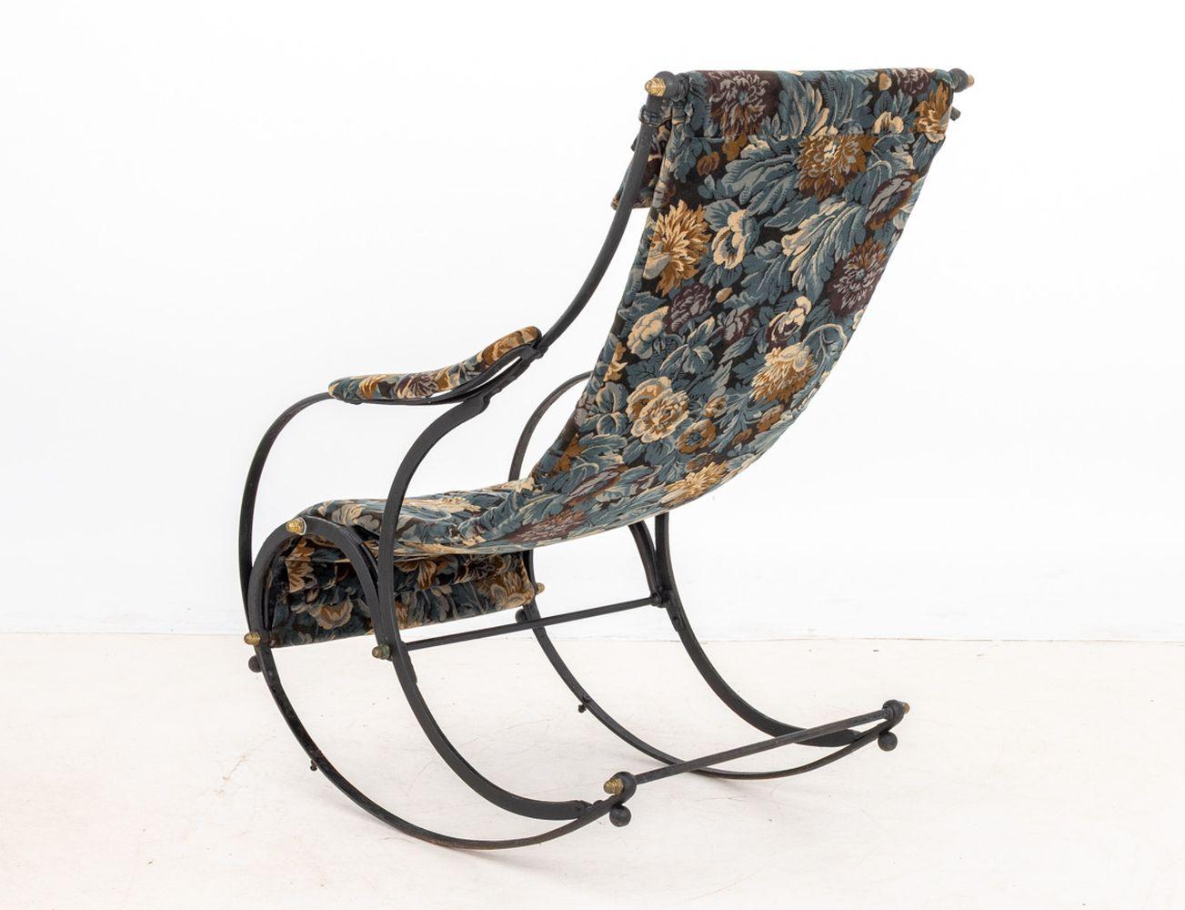 Chaise à bascule victorienne en laiton et en fonte en vente 2
