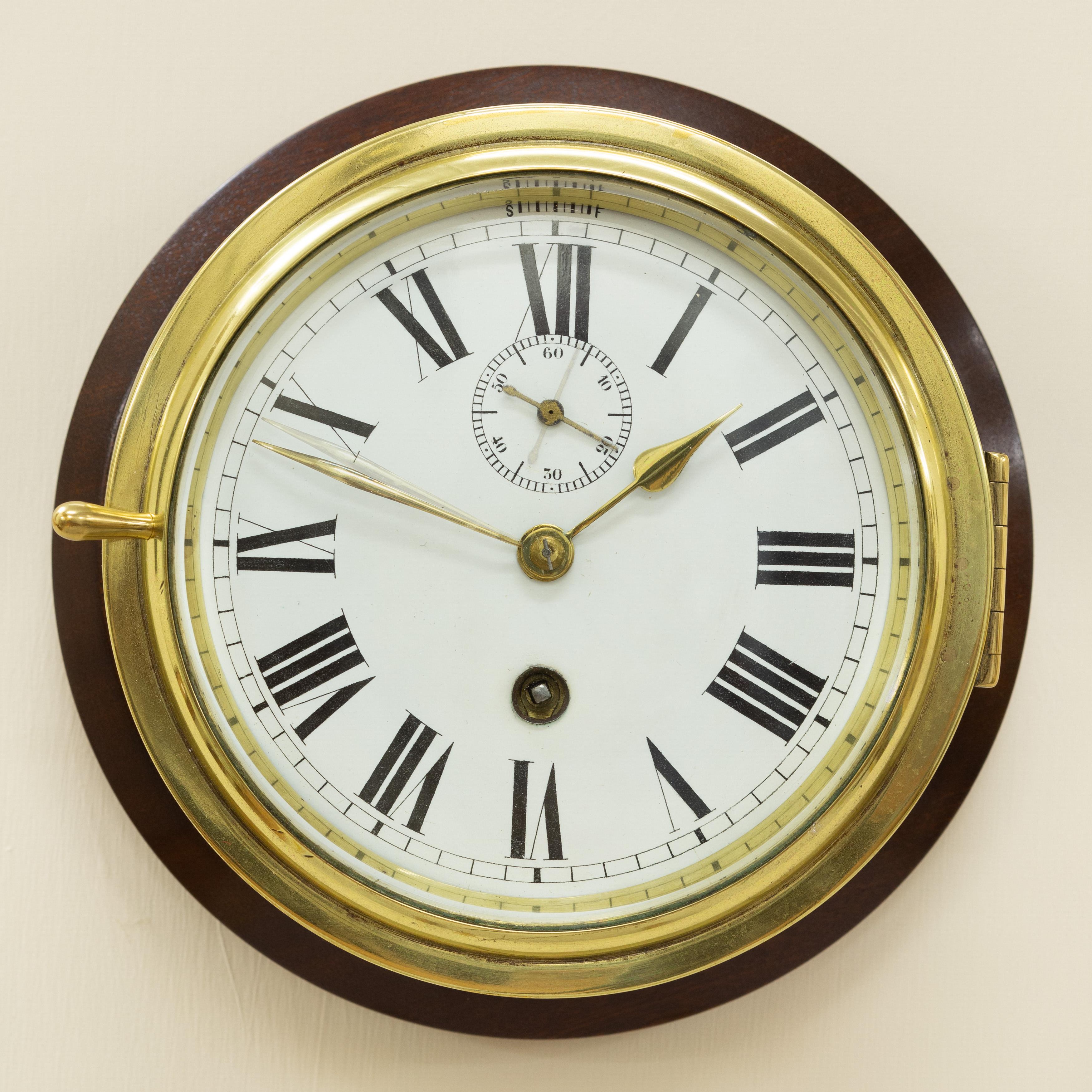 Victorian ships clock



Victorian ships clock with heavy cast brass bezel with bevelled glass opening to the enamel dial with Roman numerals, original hands and subsidiary dial for seconds below the XII.


Eight day spring driven movement