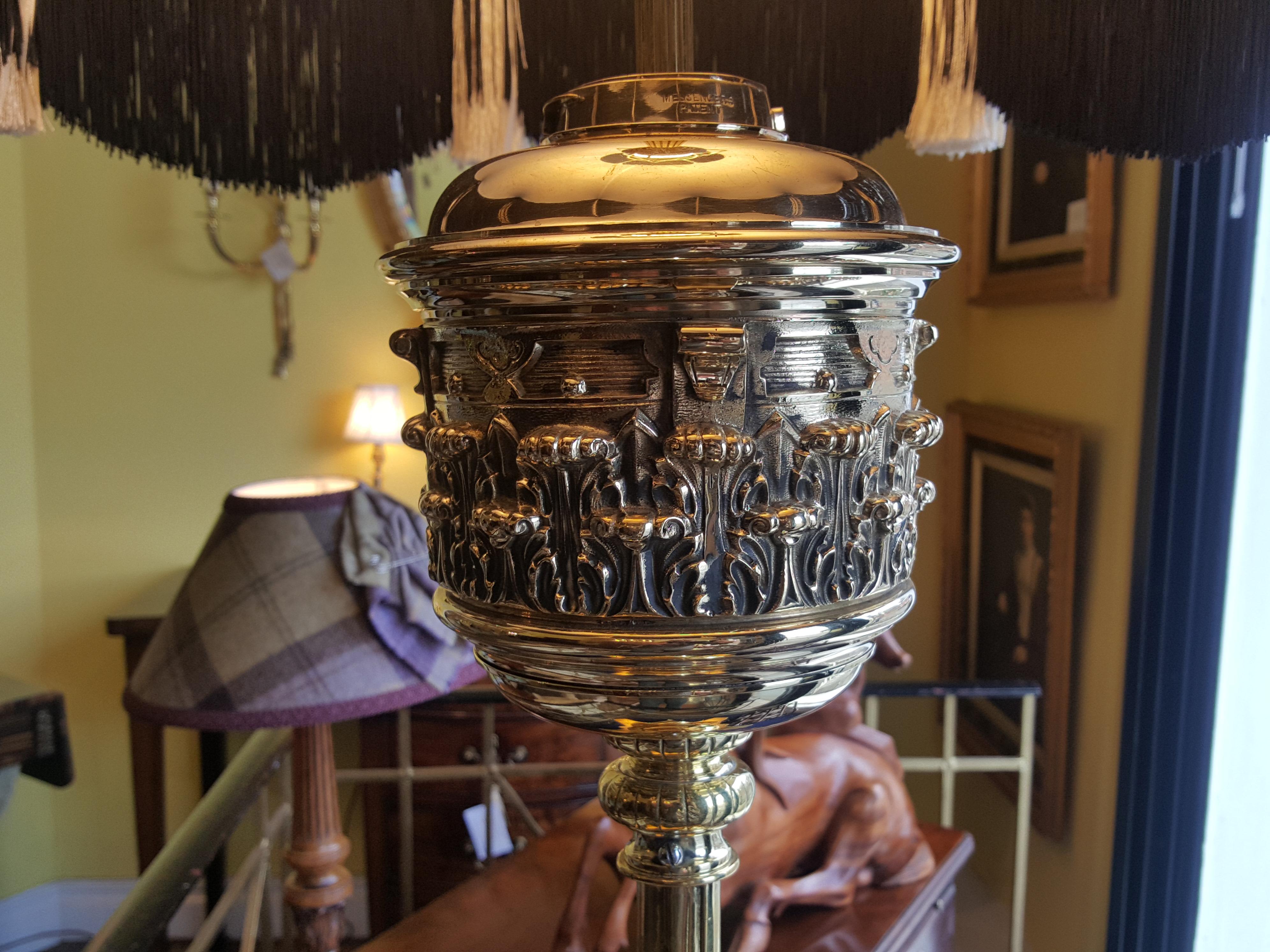 Late 19th Century Victorian Brass Extending Adjustable Oil Lamp