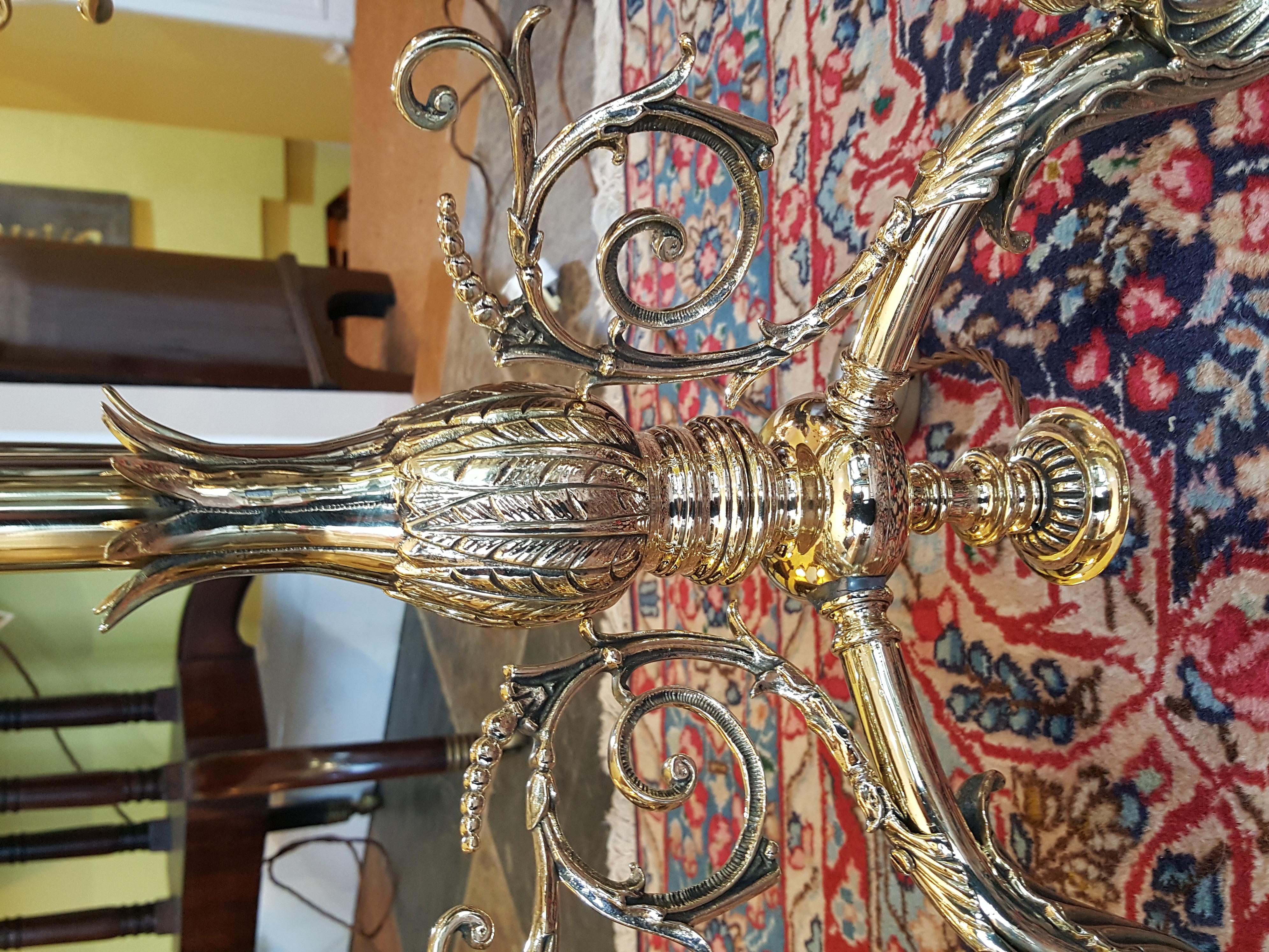 Cast Victorian Brass Extending Standard Oil Lamp For Sale
