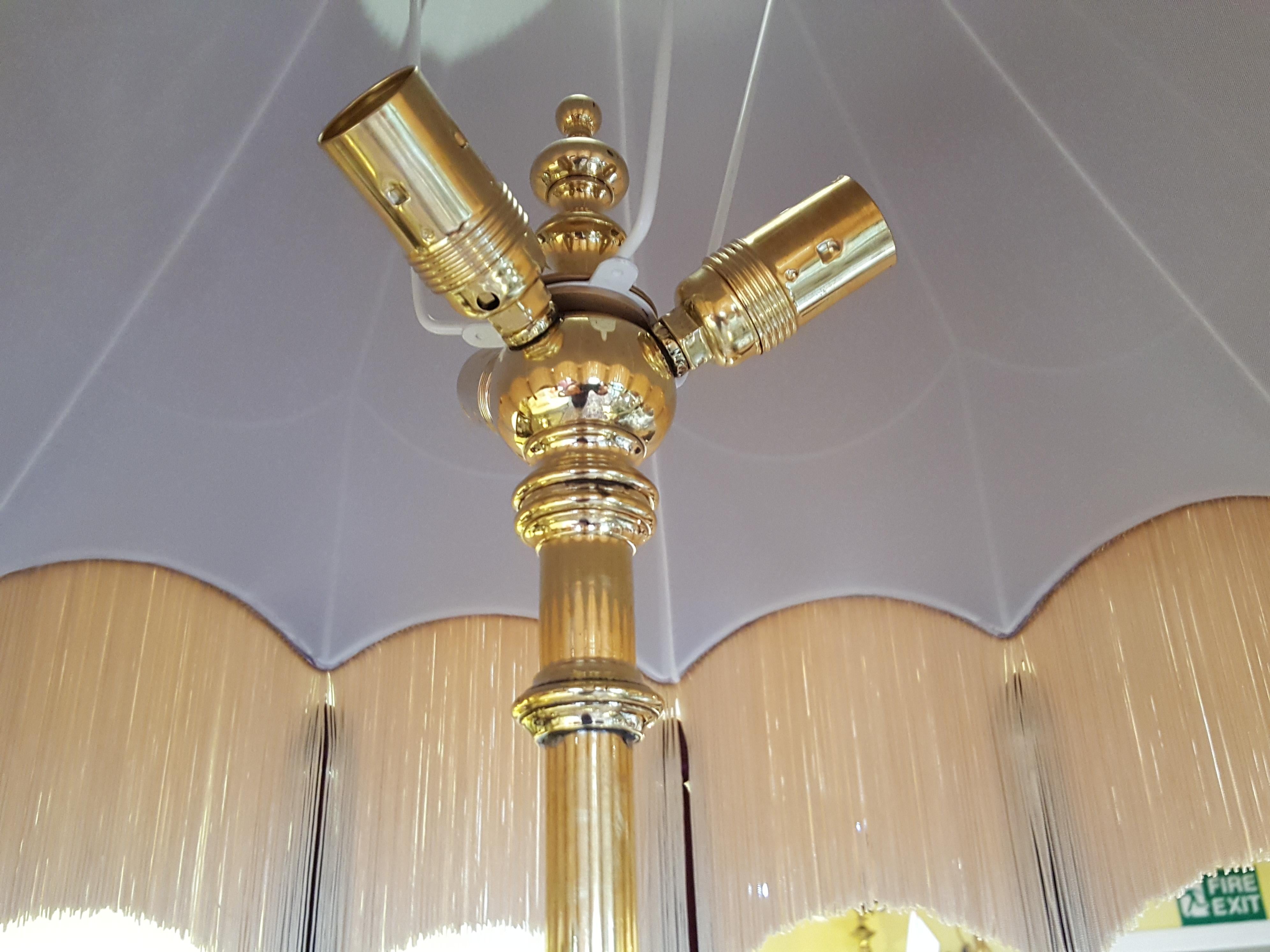 Victorian Brass Extending Standard Oil Lamp For Sale 1
