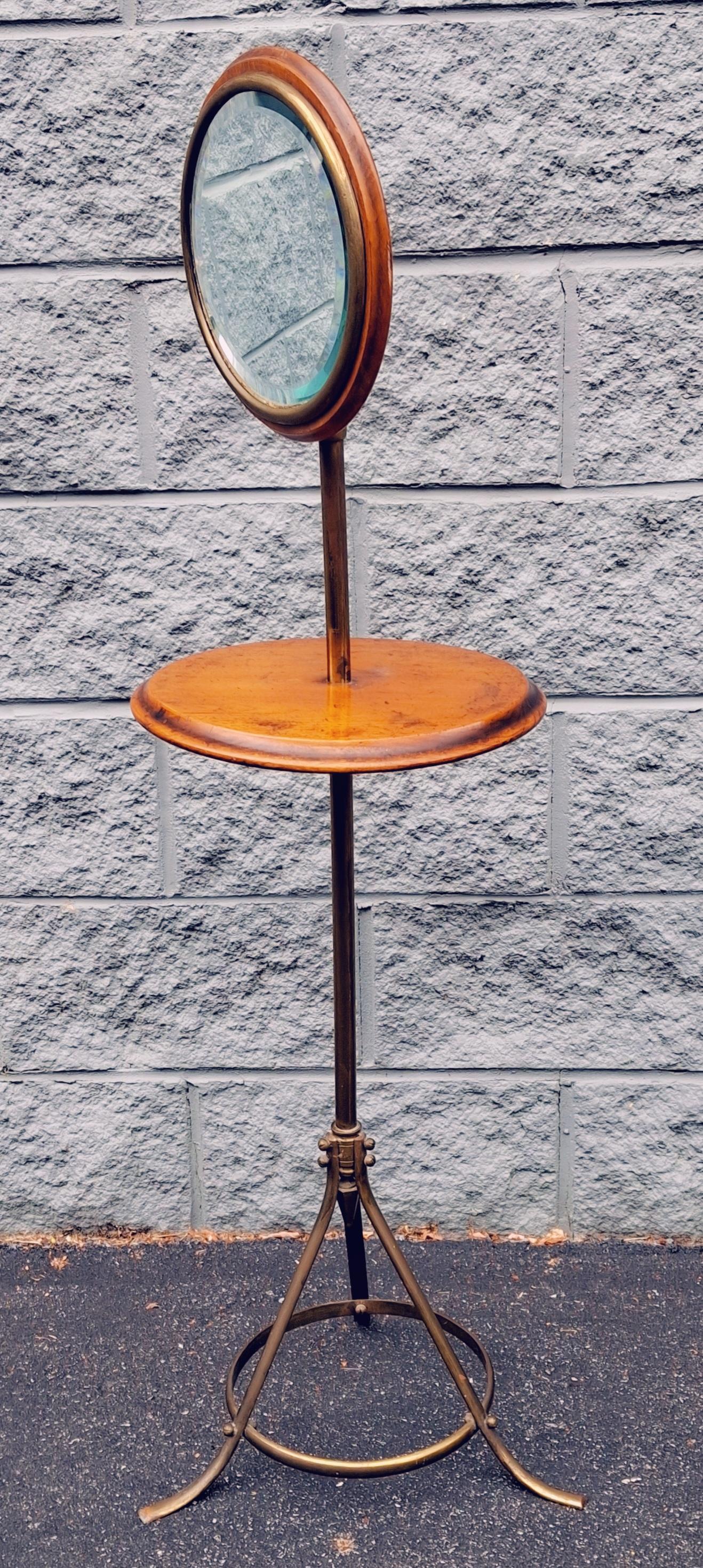 Victorian Brass Finish and Mahogany Adjustable Height Shaving Mirror In Good Condition For Sale In Germantown, MD