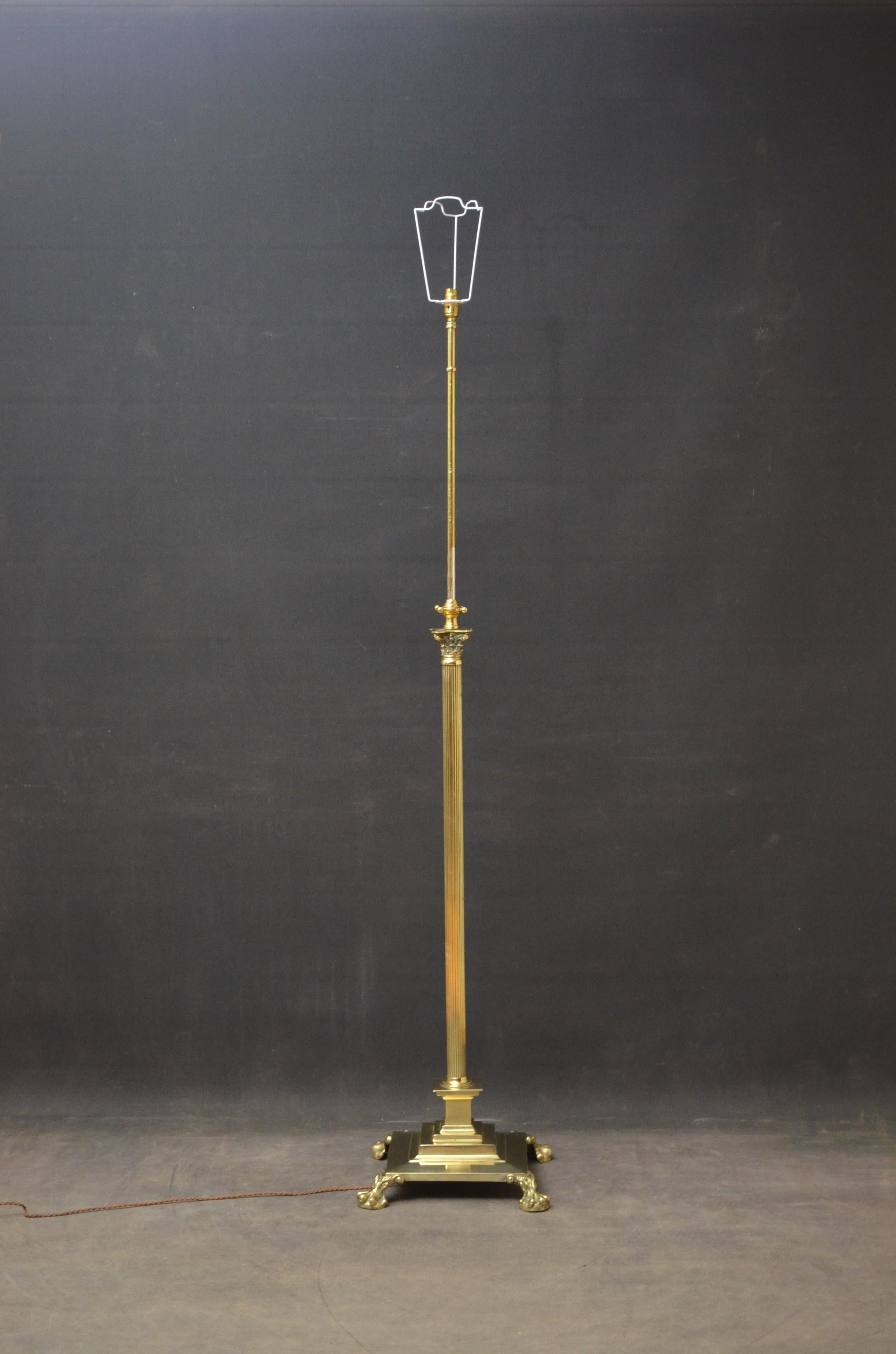Victorian Brass Floor Lamp In Good Condition In Whaley Bridge, GB