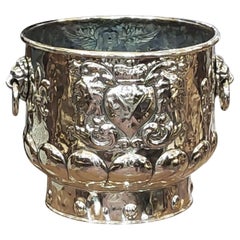 Jardiniere victorienne en laiton avec seau à bûches