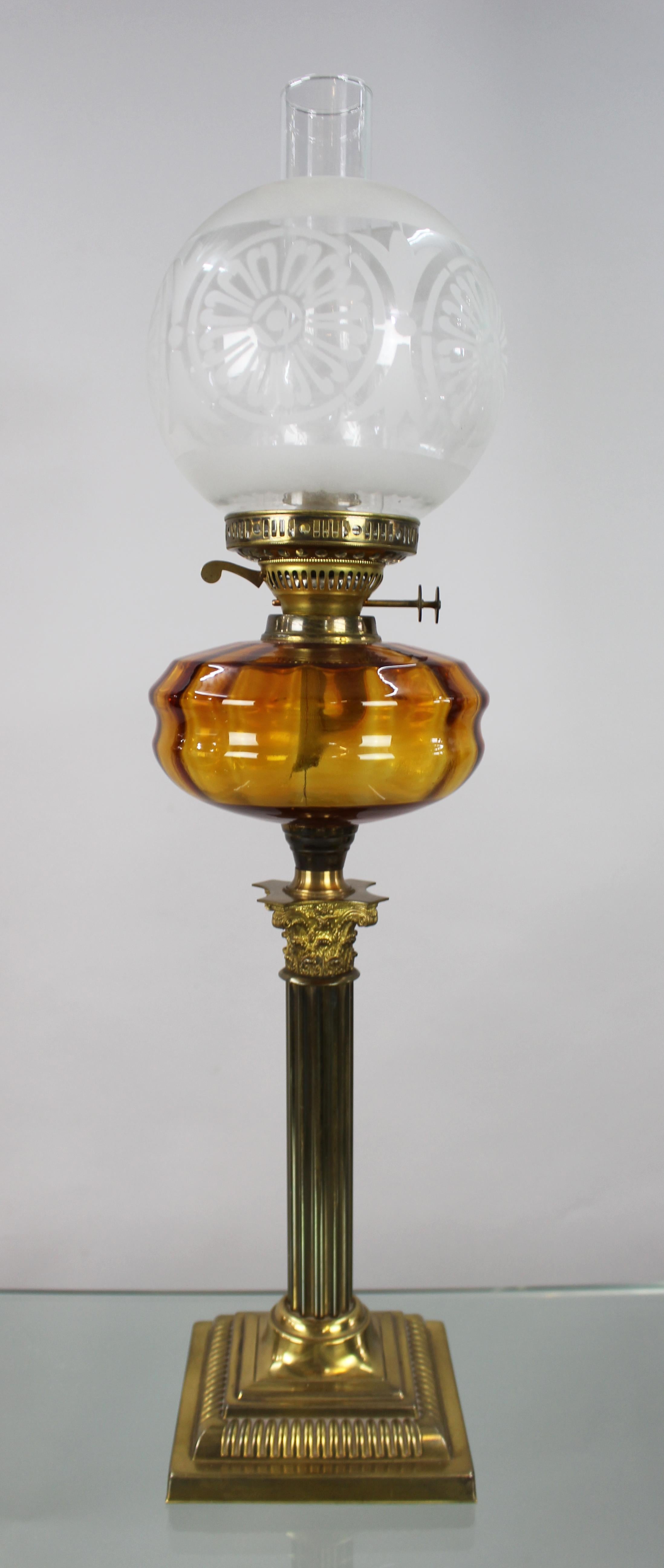 Victorian brass oil lamp with amber font 


Victorian, English

Etched glass shade with chimney and duplex burner. Amber font & heavy brass Corinthian column base. 

Measures: Width: 18 cm 

Height: 75.5 cm

Very good condition