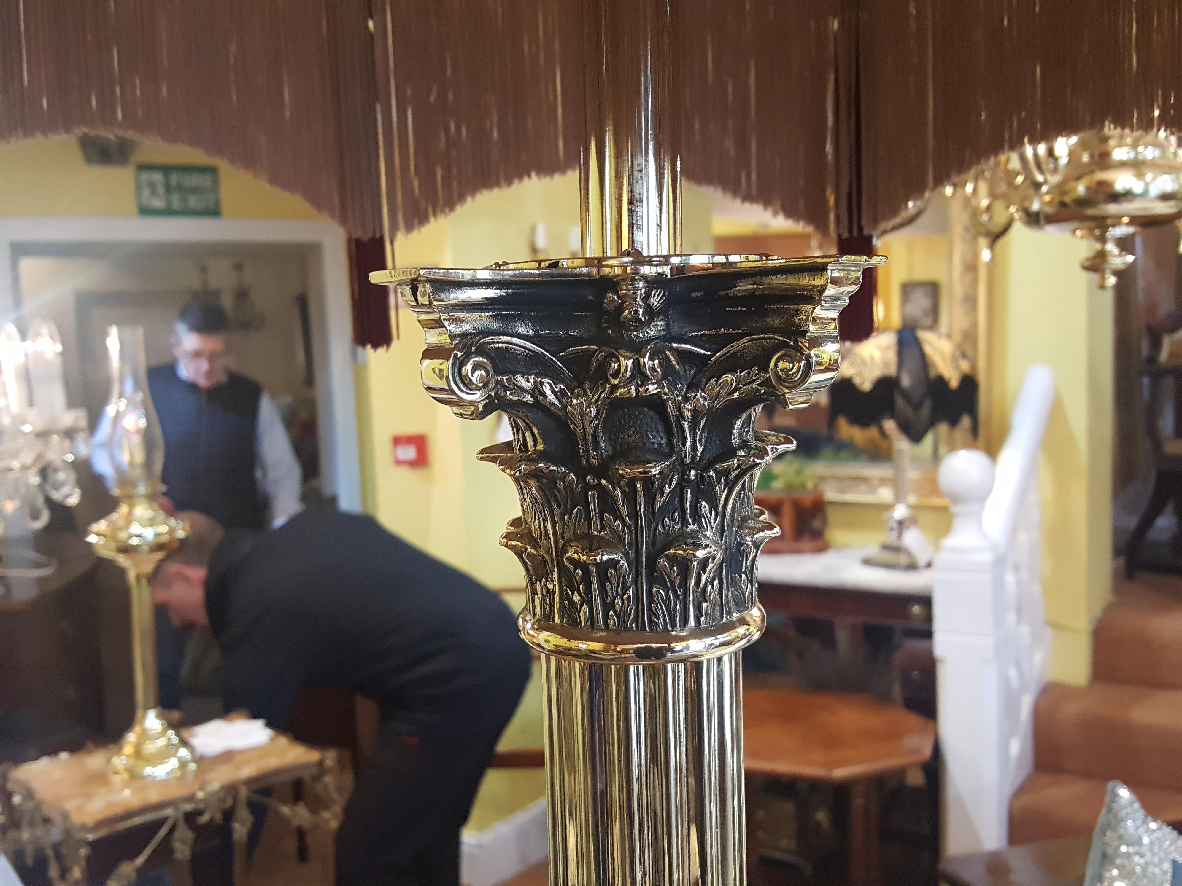 English Victorian Brass Standard Extending Oil Lamp