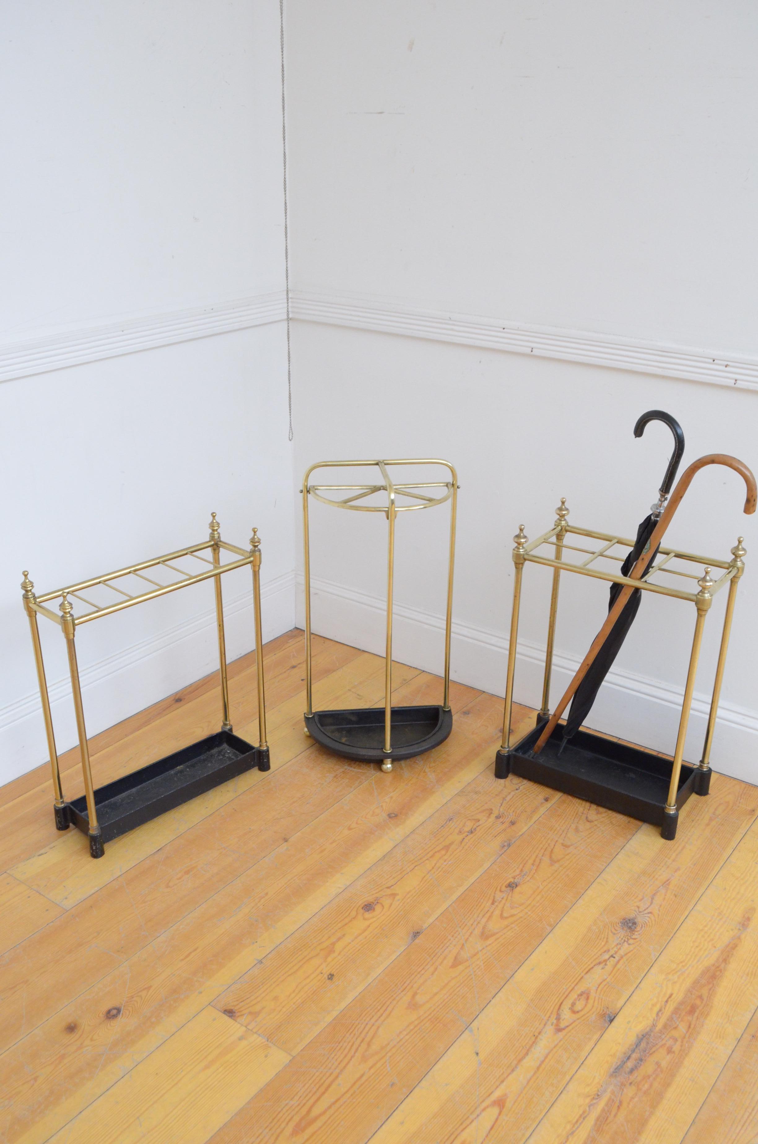 Laiton Porte-parapluies victorien en laiton en vente