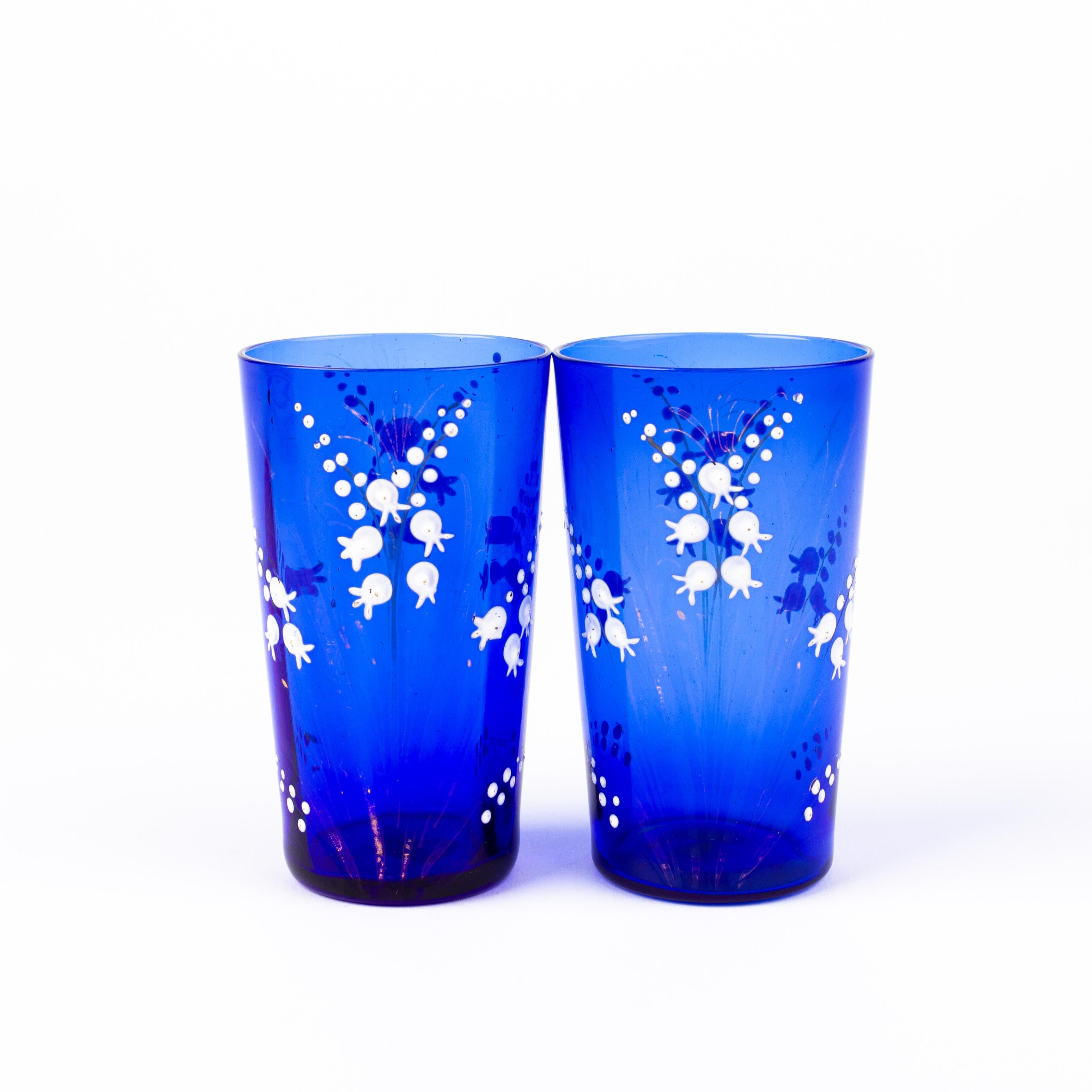 Victorian Bristol Blue Enamel Painted Glasses 19th Century In Good Condition In Nottingham, GB