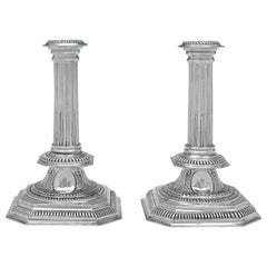 Pareja de candelabros victorianos Britannia Standard Silver - 1874 C. S. Harris
