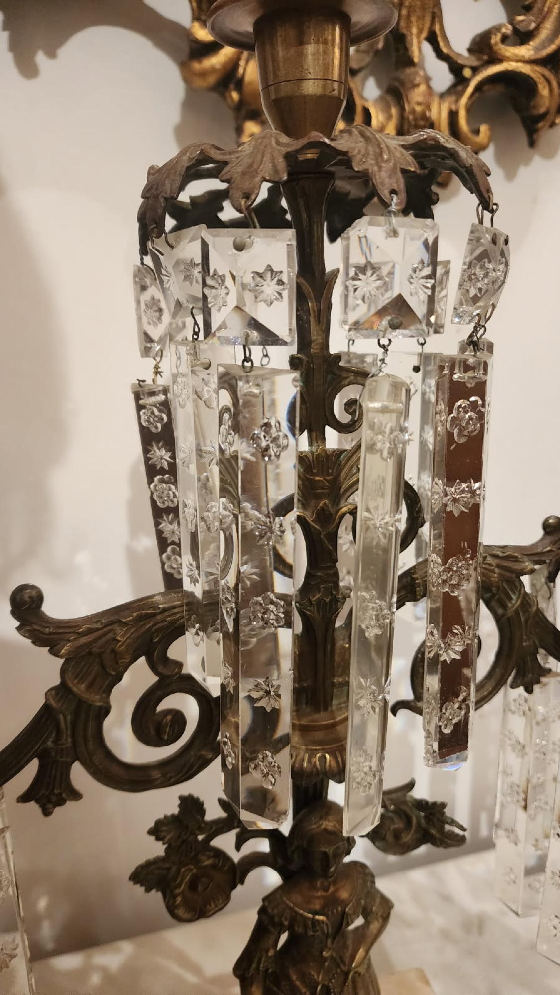 Rococò Candelabro vittoriano in bronzo e cristallo in vendita